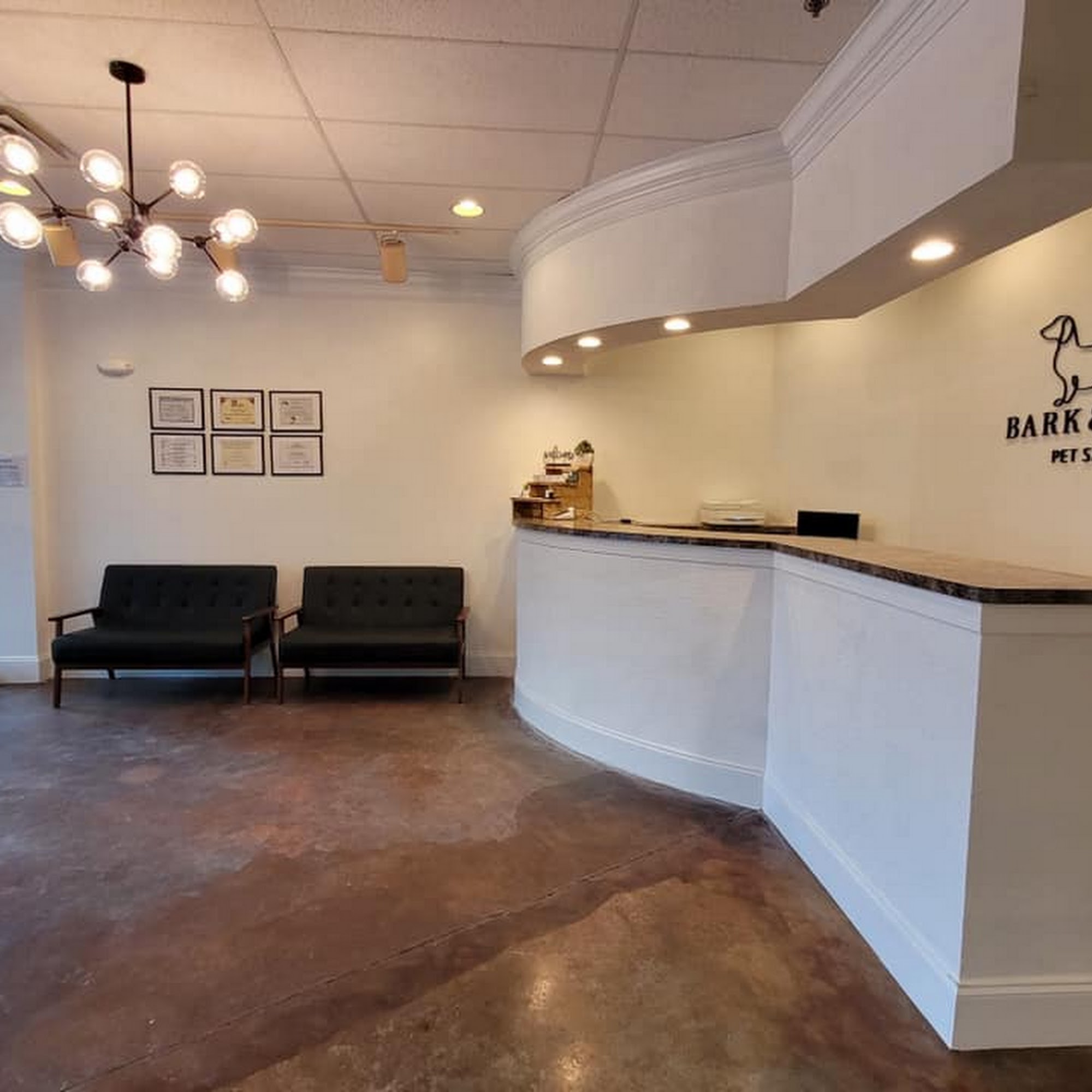 Bark & Bath Pet Salon Lusby