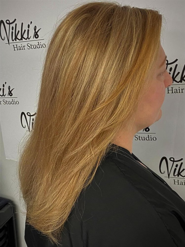 Vikki's Hair Studio