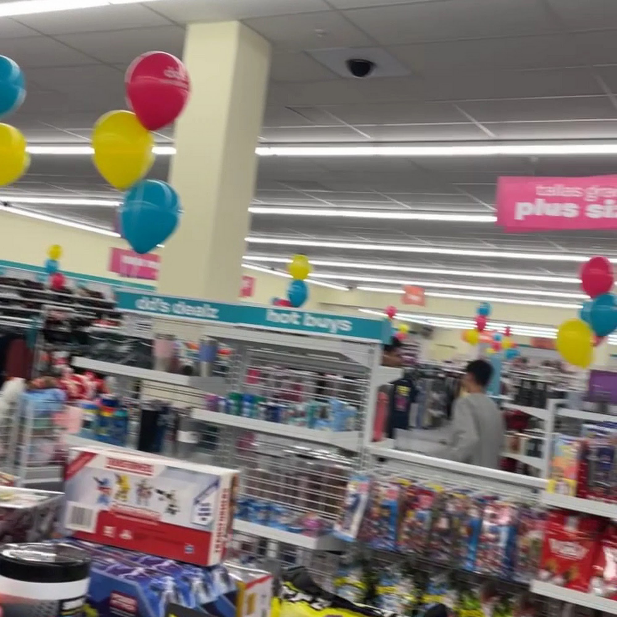 dd's DISCOUNTS Montgomery Village