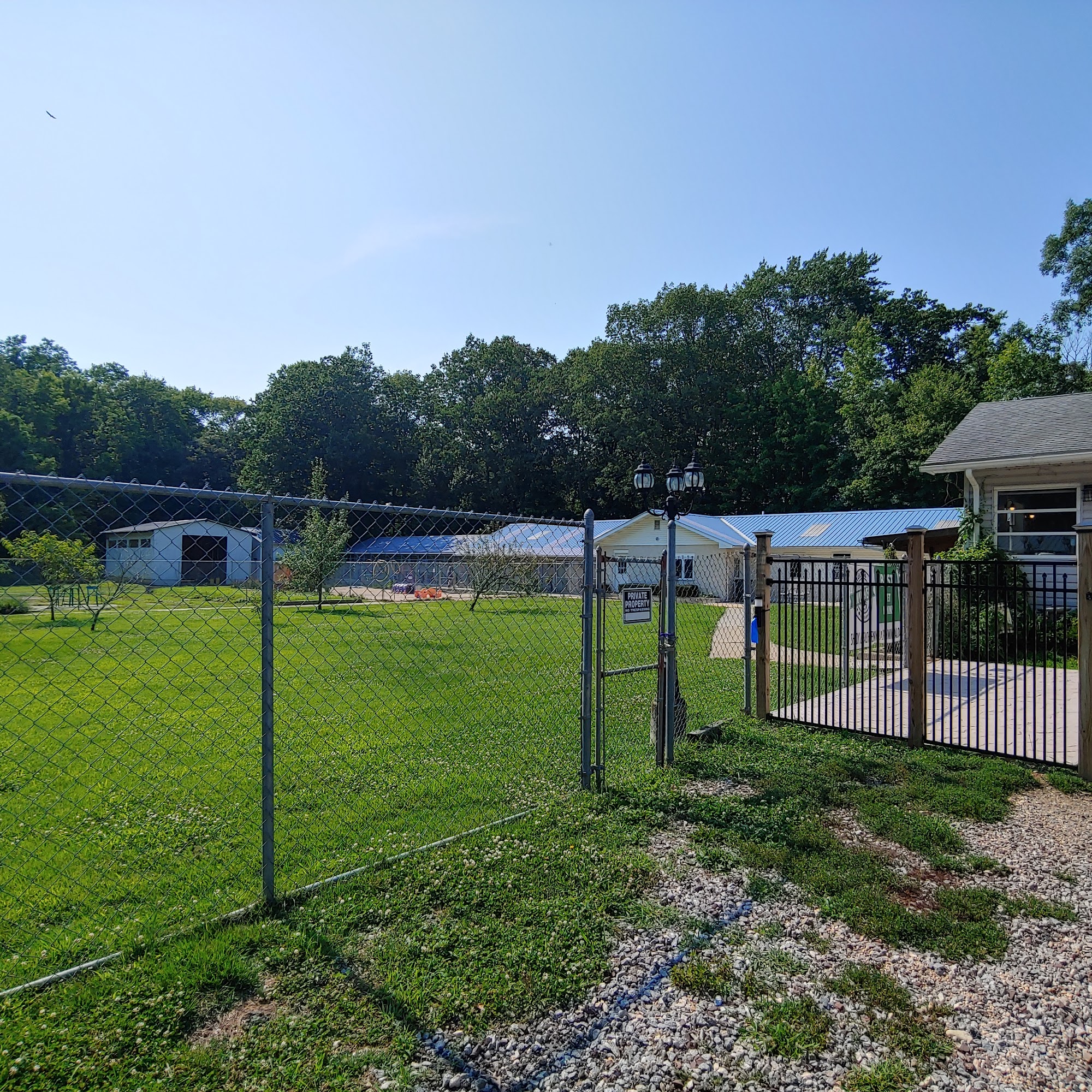 Shady Beach Kennel & Grooming Salon North East
