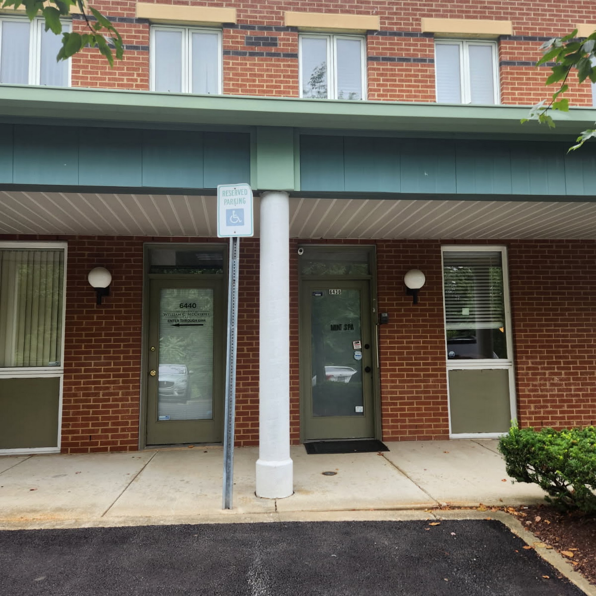 Mint Spa 6436 Bock Rd, Oxon Hill Maryland 20745