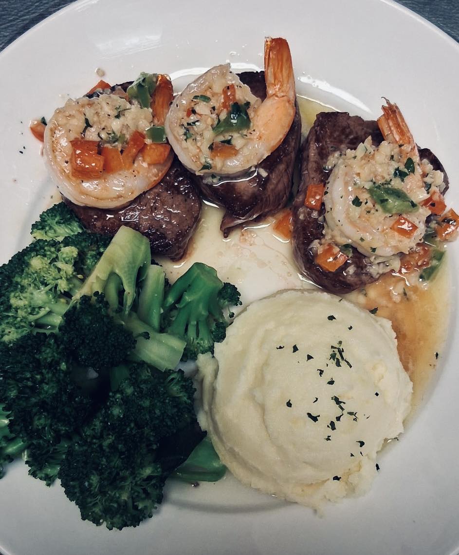 Founders Tavern & Grille Pasadena