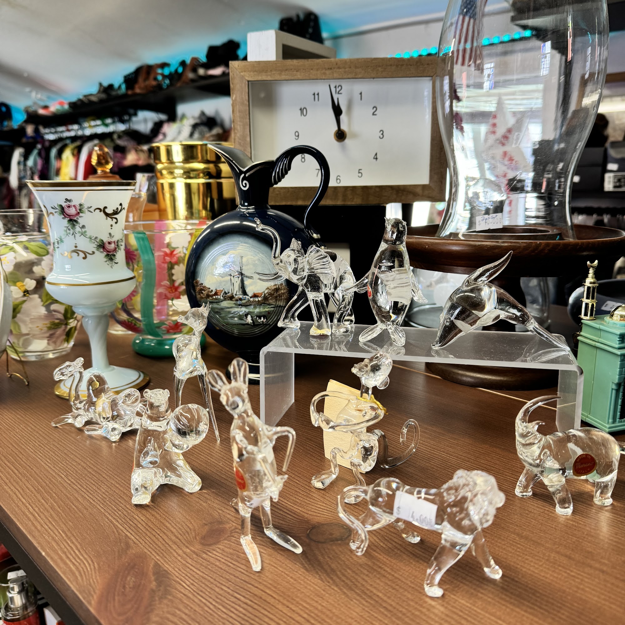 Gwenny’s Penny Thrift Store