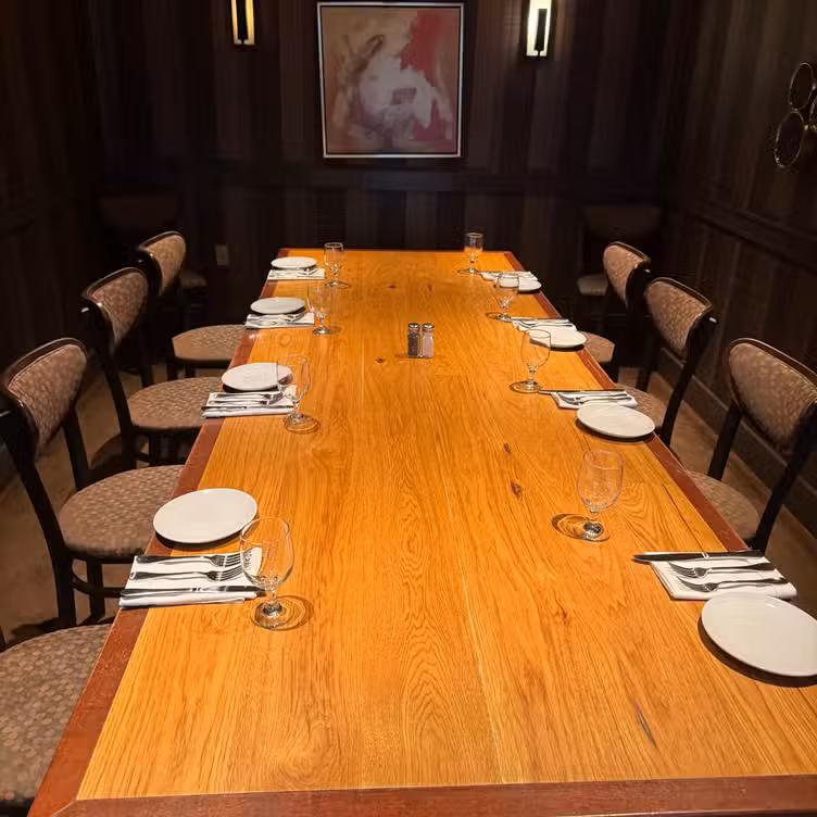 Photo credit: opentable