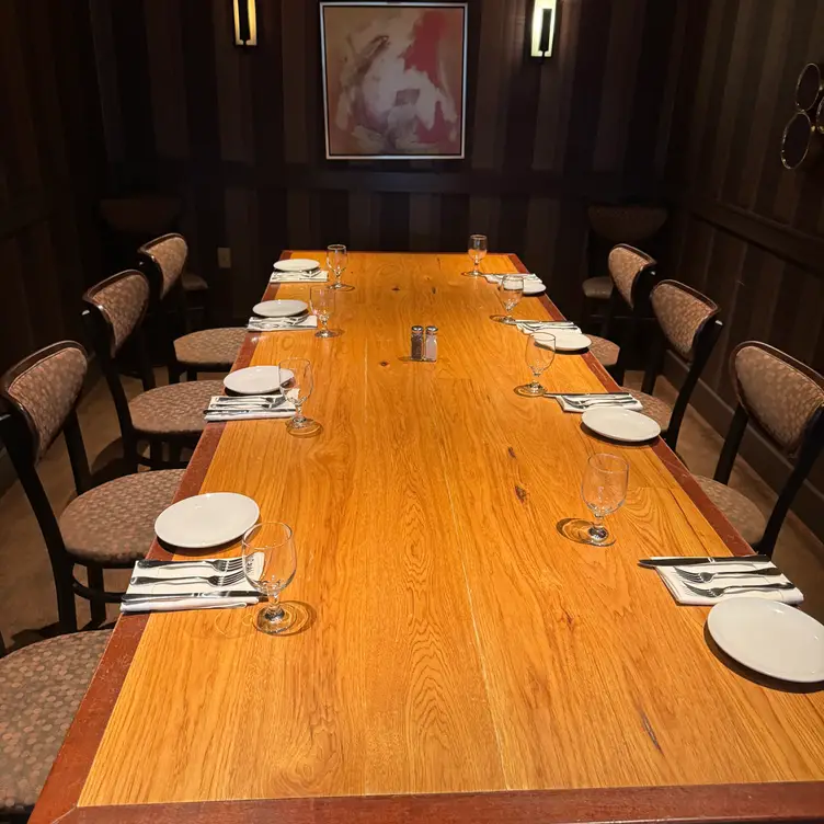 Photo credit: opentable