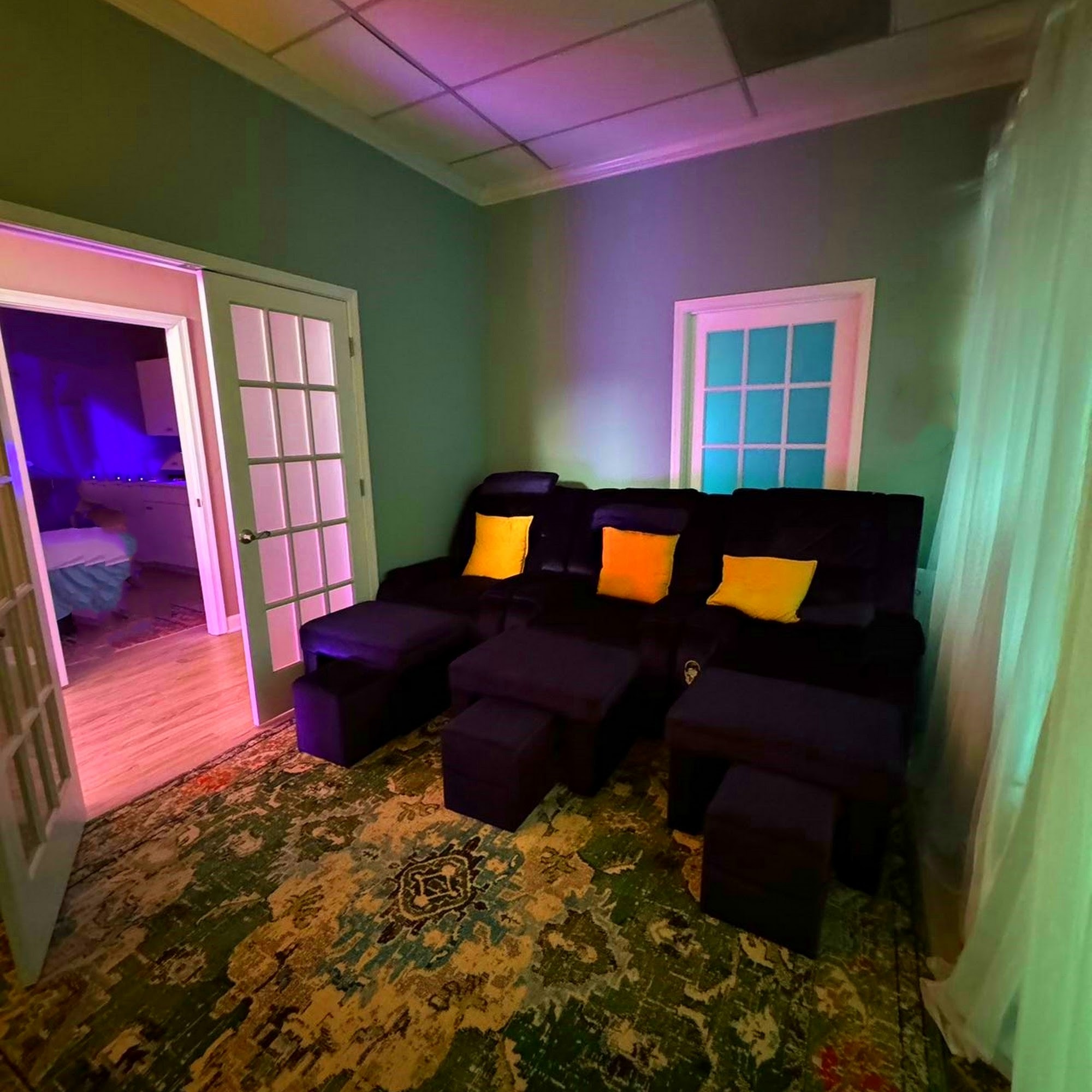 Pure Massage & Head Spa