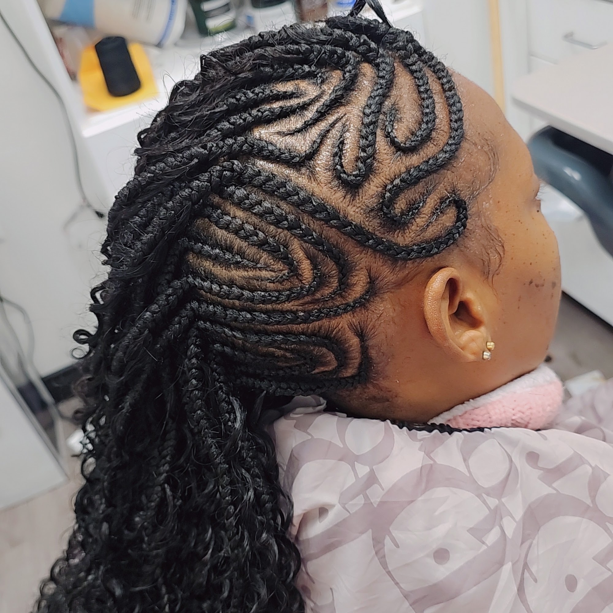 SIDOU EXPERT HAIR BRAIDING