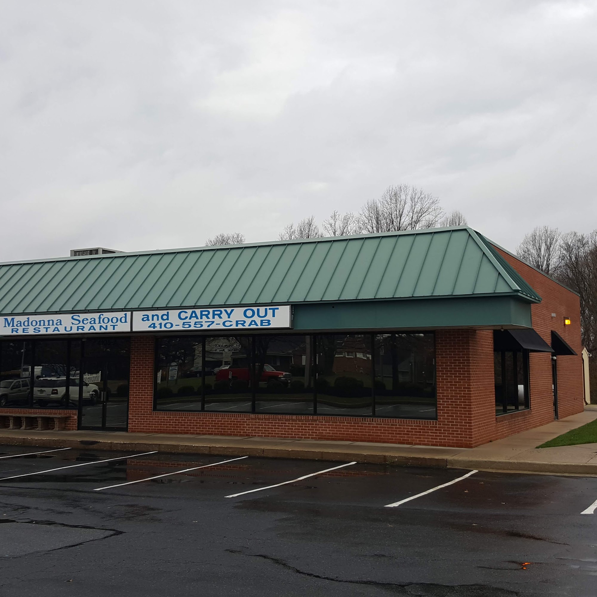 Madonna Seafood Restaurant White Hall