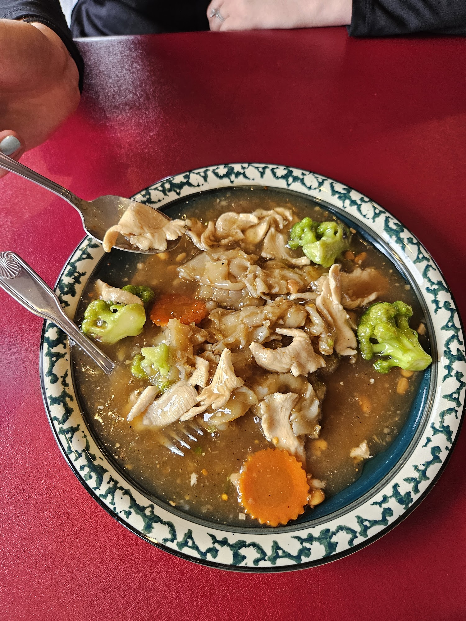 Happy Thai Cuisine Old Town