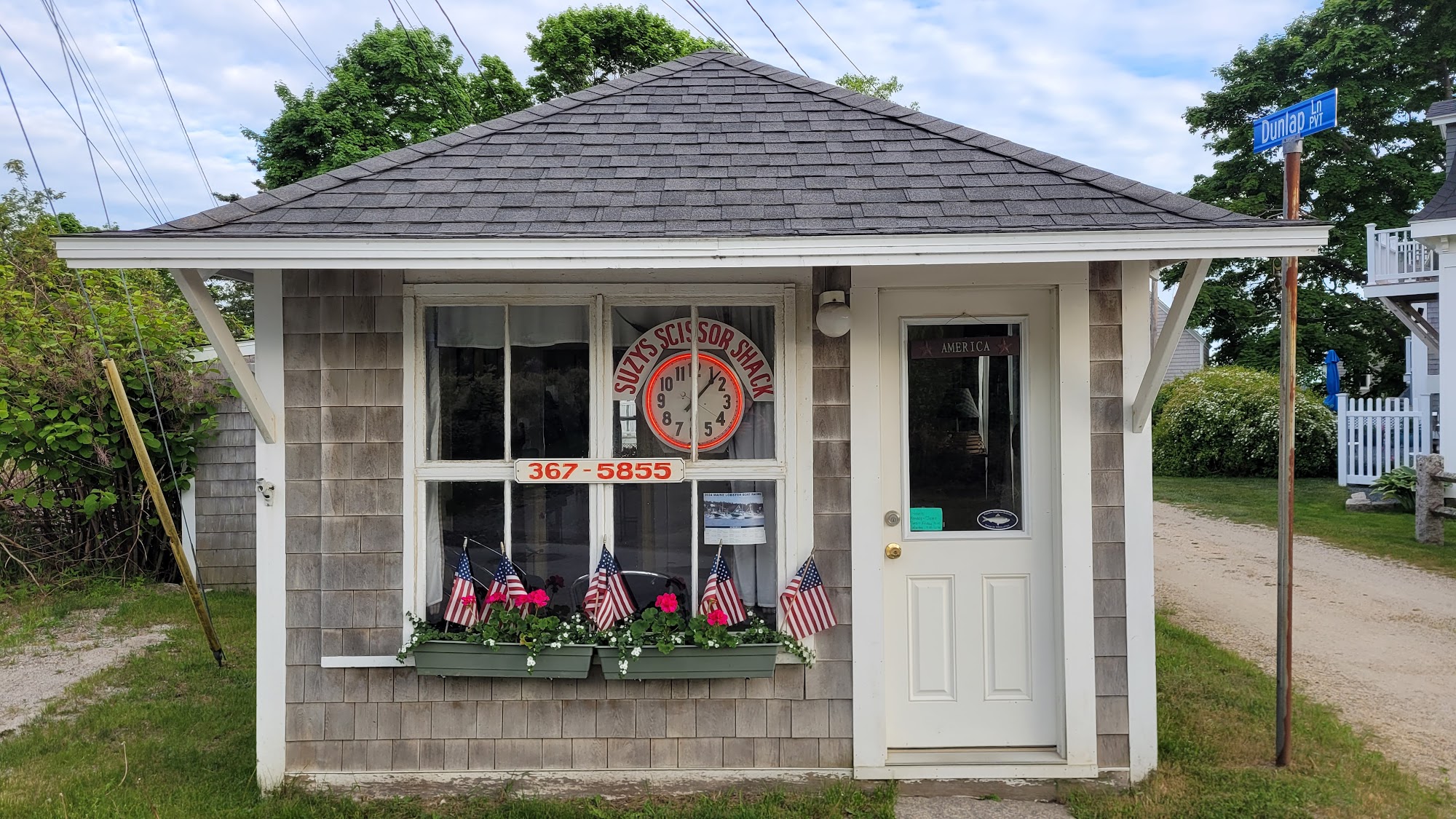 Suzy's Scissor Shack