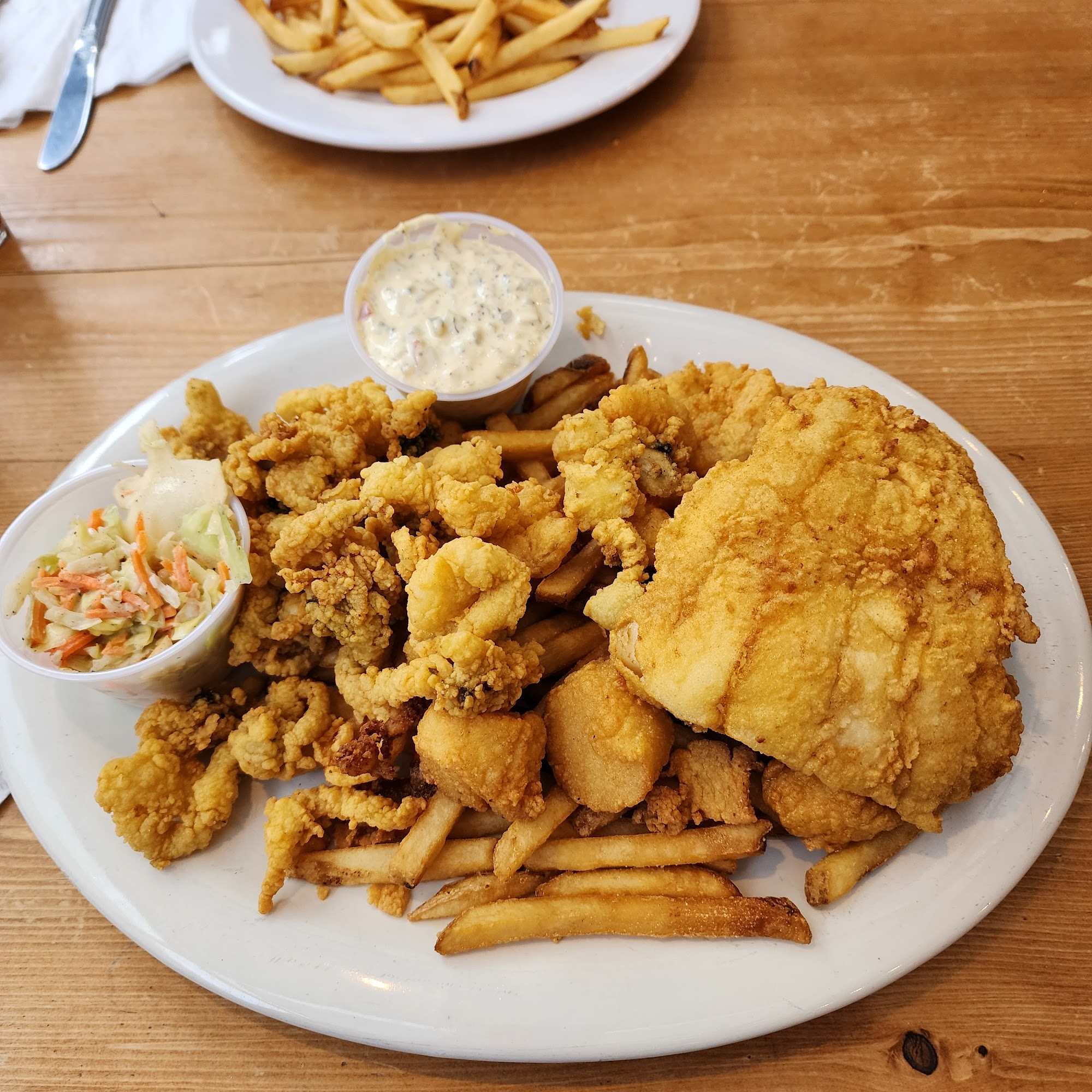 Litchfield's Bar and Grill Wells