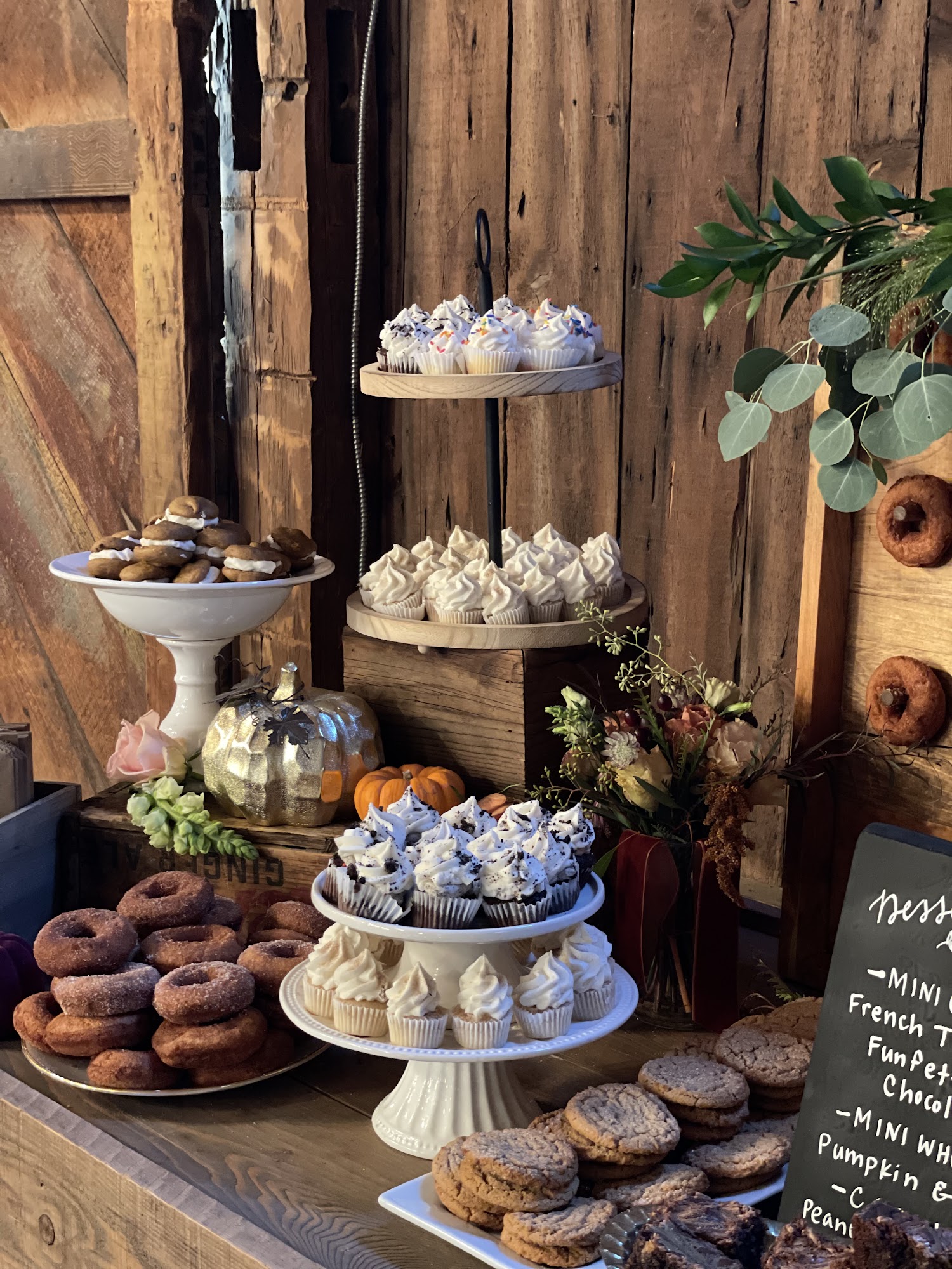 Nothing Bakes Like a Parrott Menu