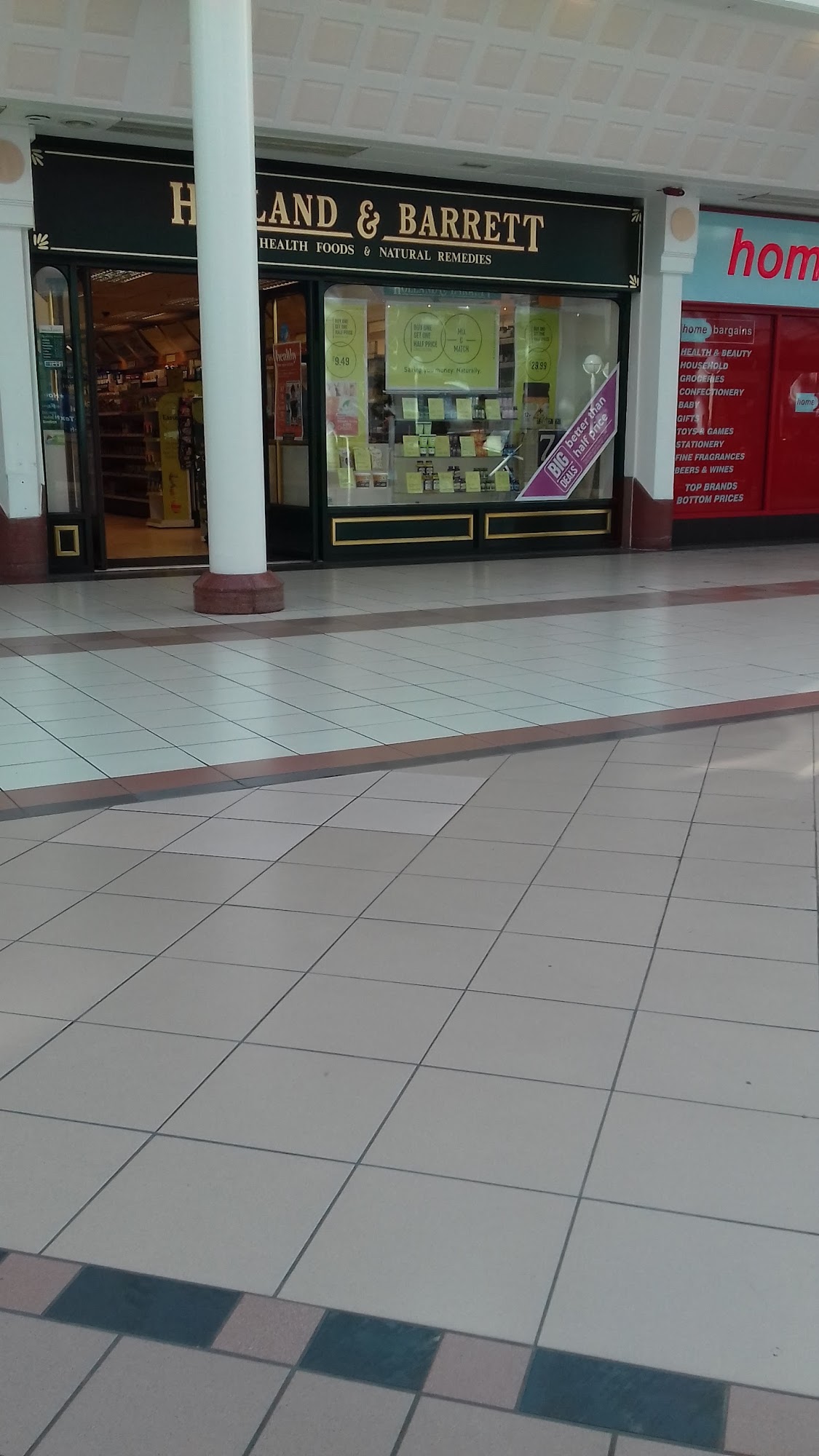 Holland & Barrett - Wallasey