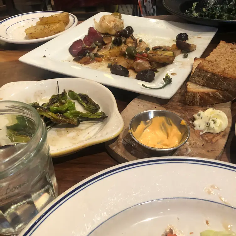 Photo credit: opentable