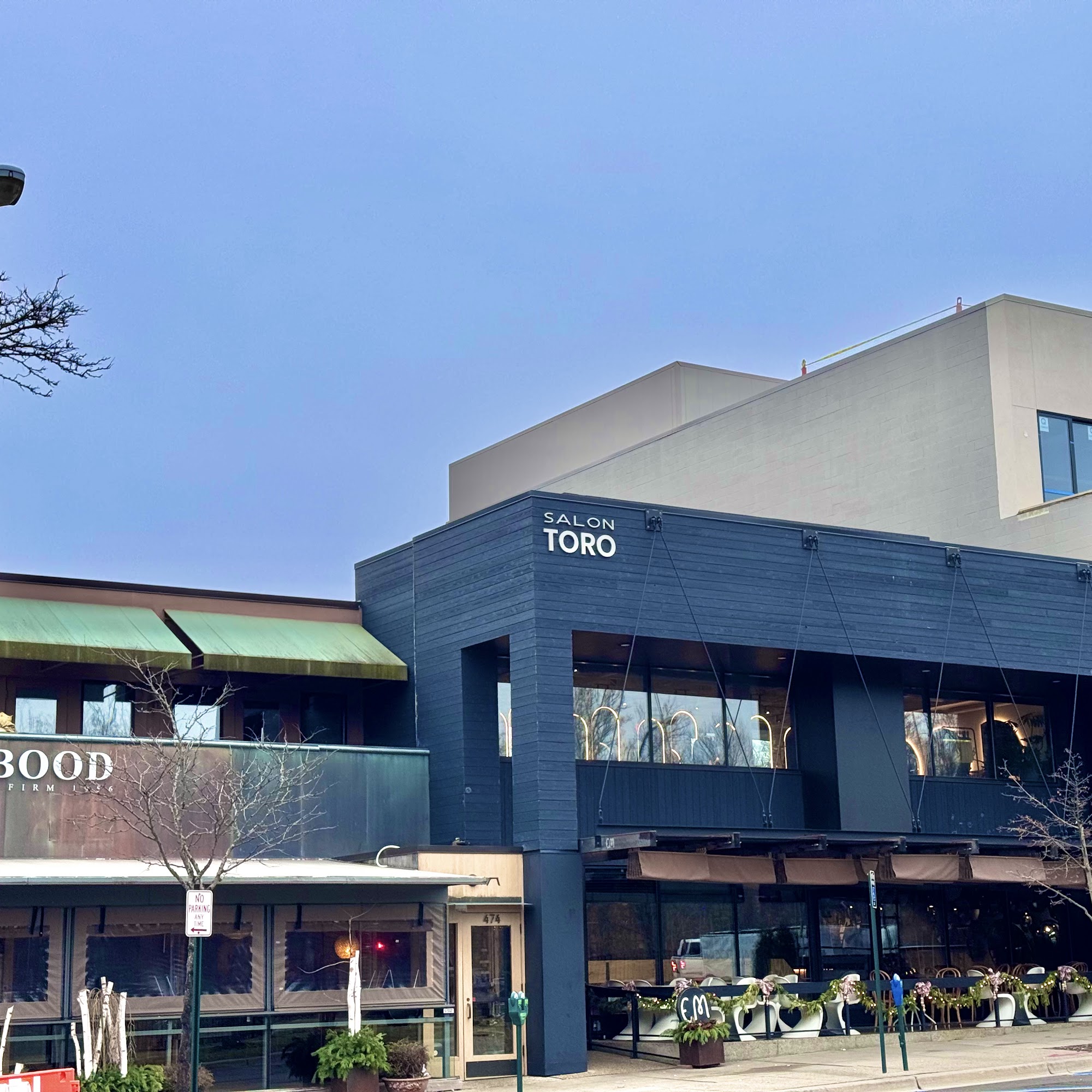 Salon TORO