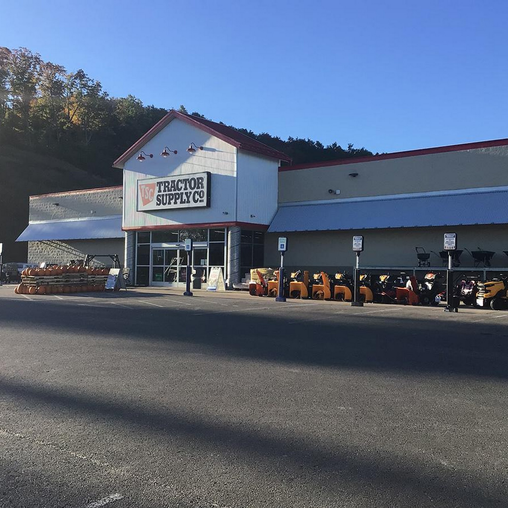 Tractor Supply Co. Boyne City