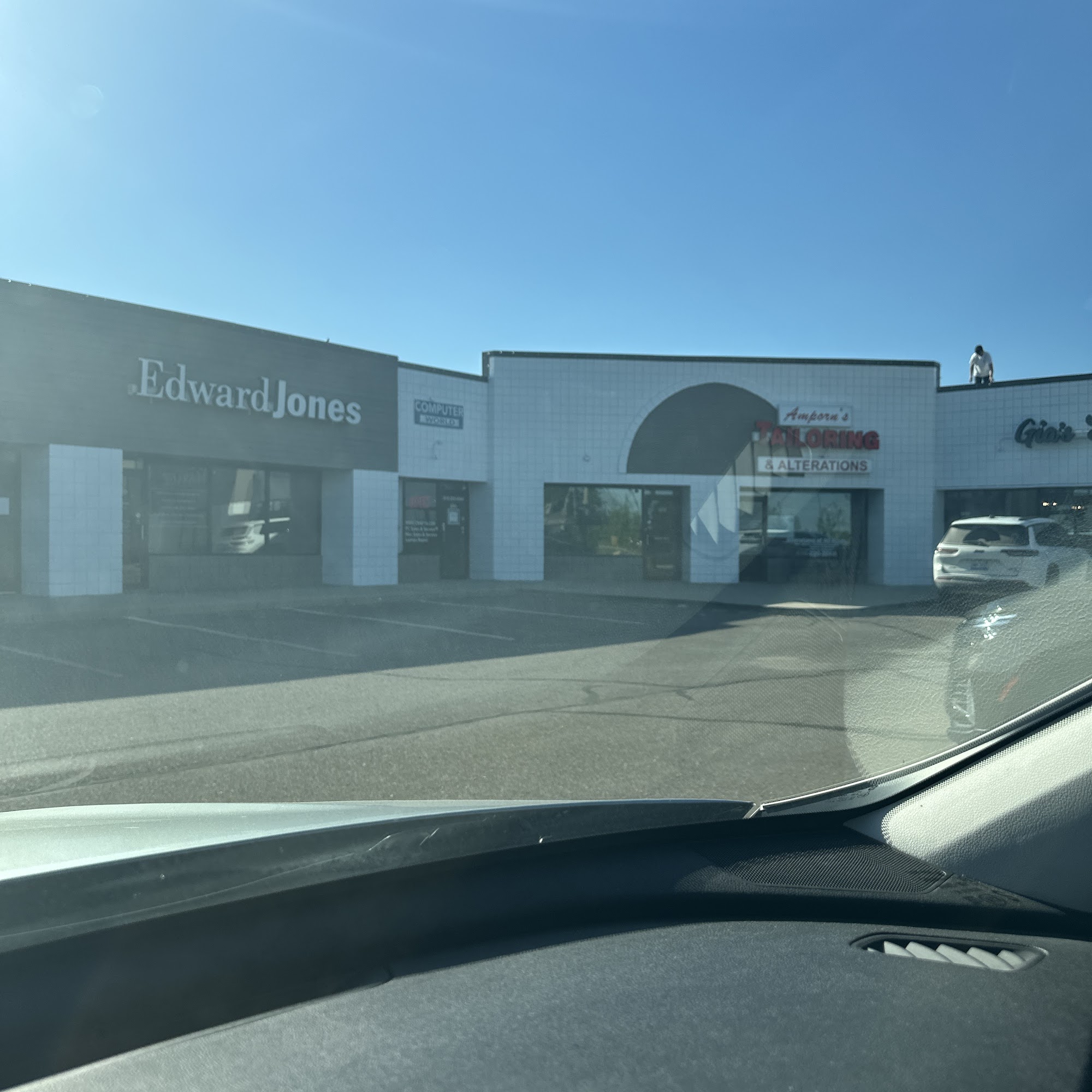 Sacred Heart Medical Centre