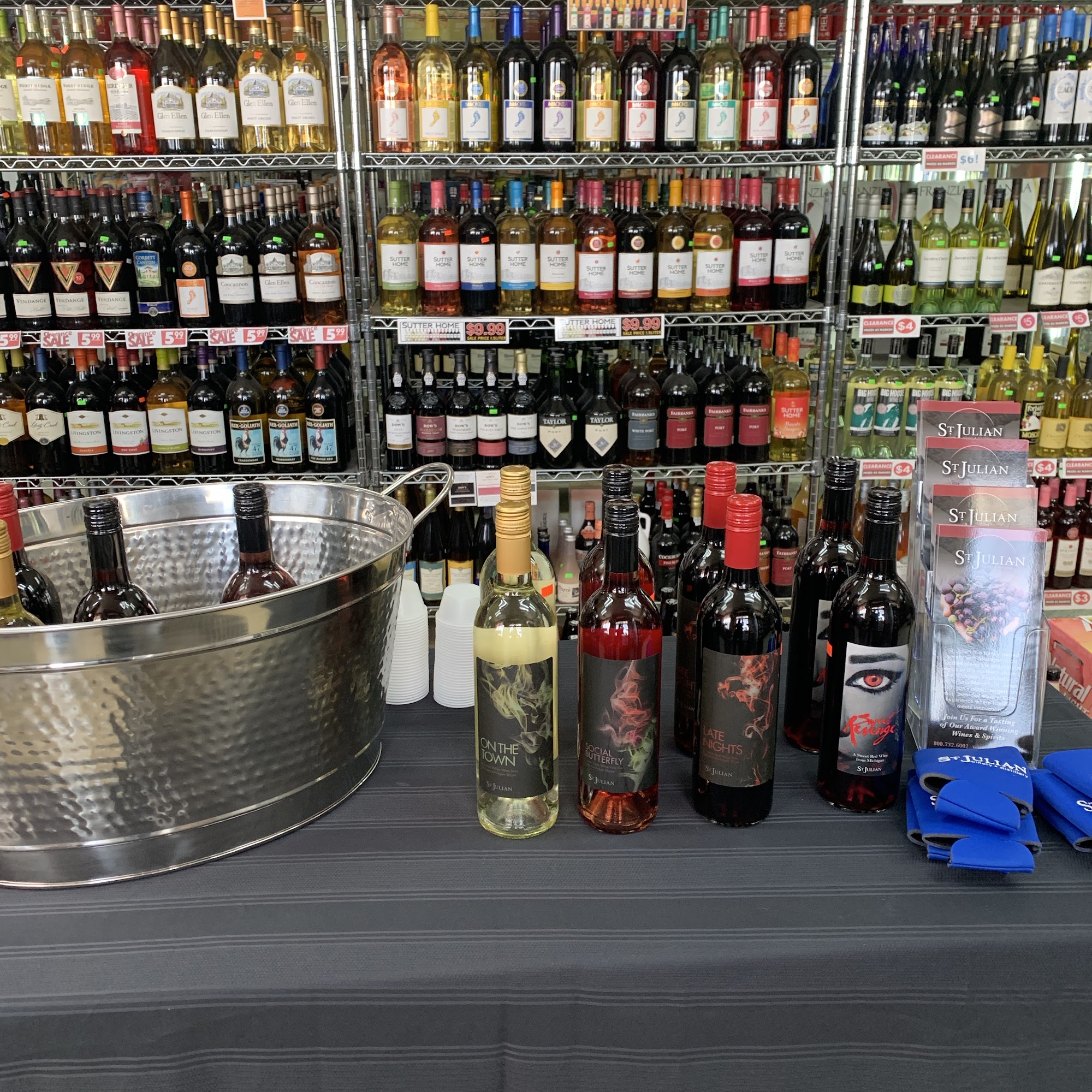 Lux liquor