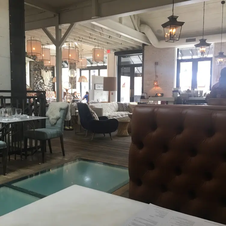 Photo credit: opentable