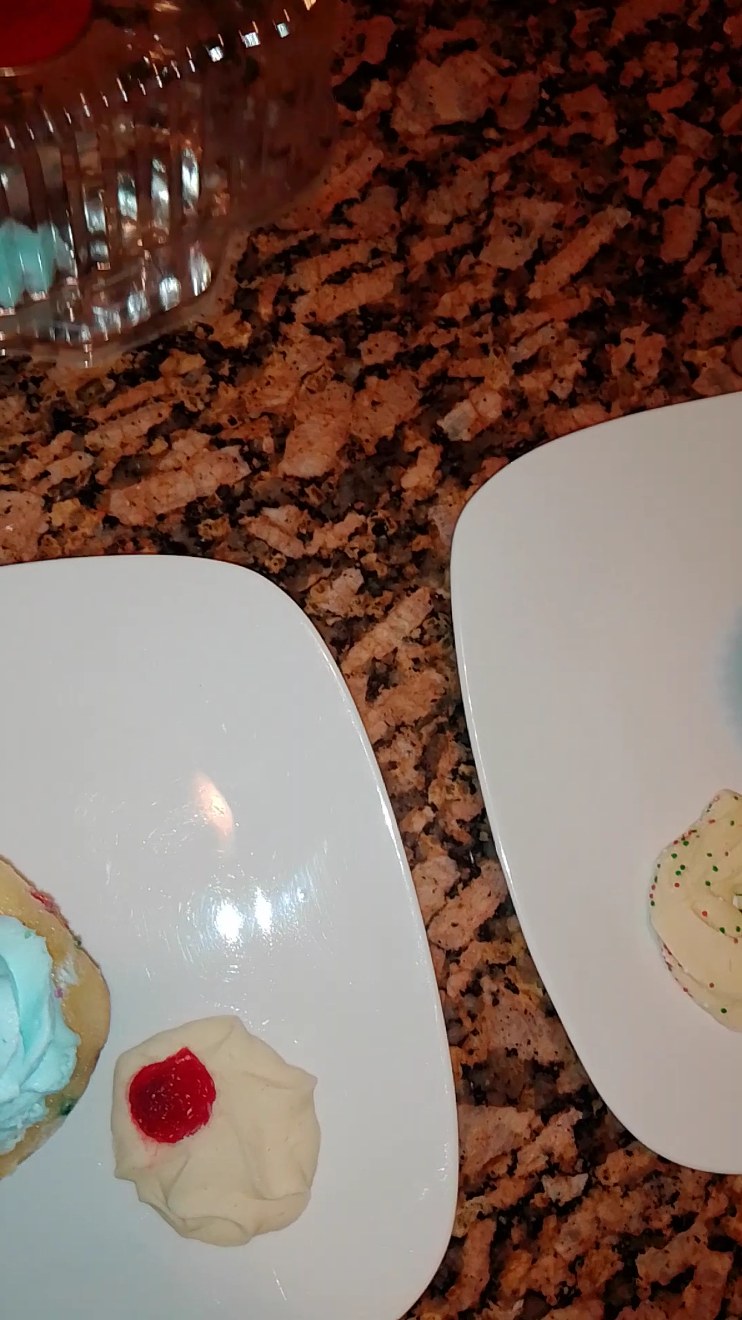 Red Velvet Cakes & Pastries Menu