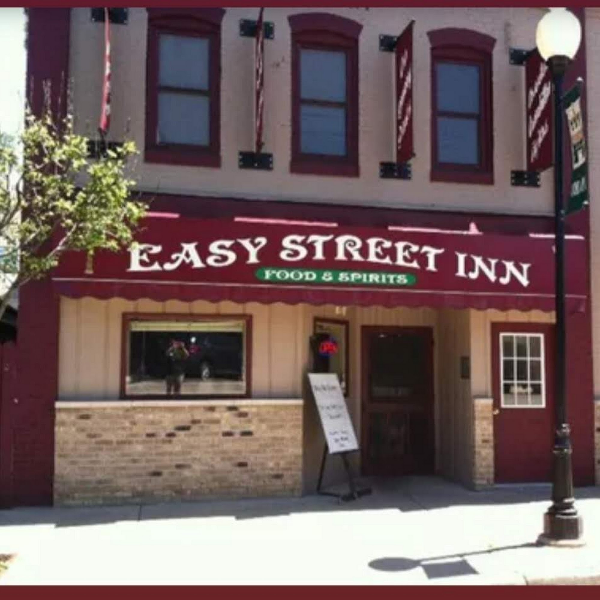 Easy Street Inn Food & Spirits Coloma
