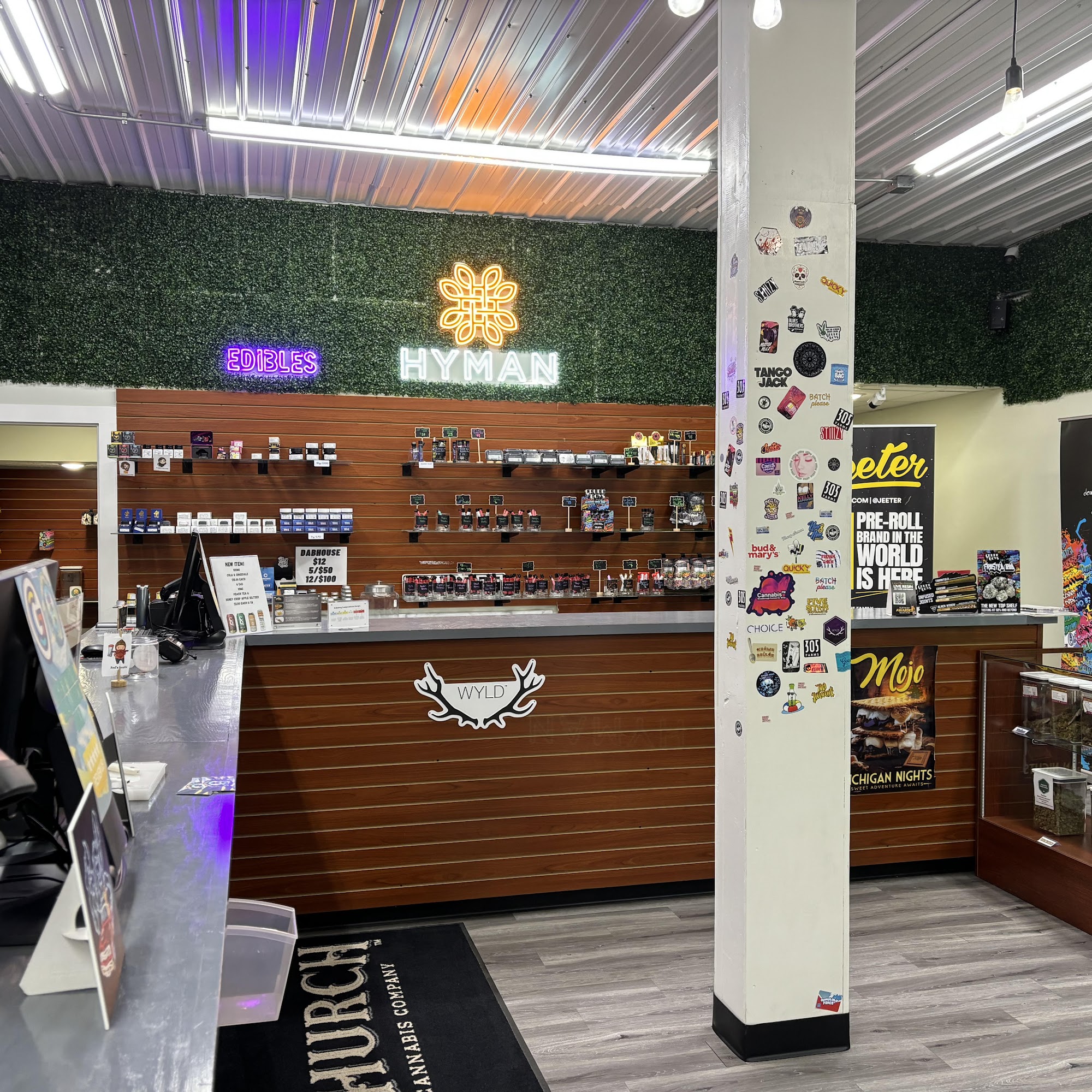 Lucky Buds Crystal Crystal