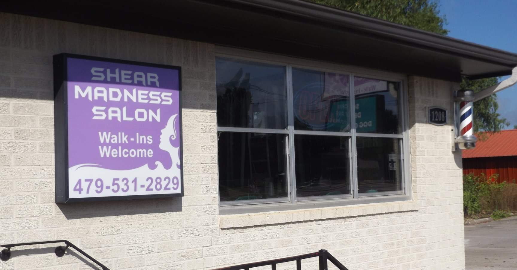 Charlie's Barber Shop