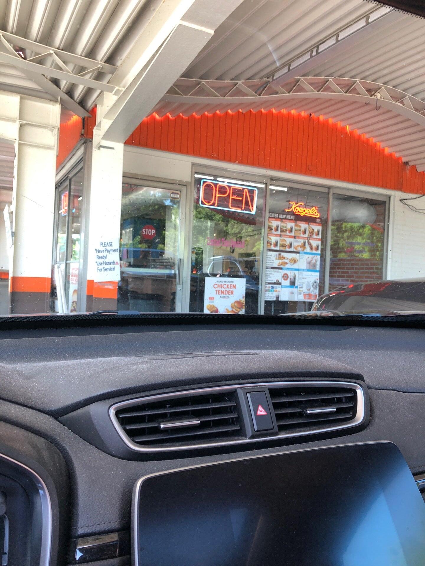 A&W Restaurant Dexter