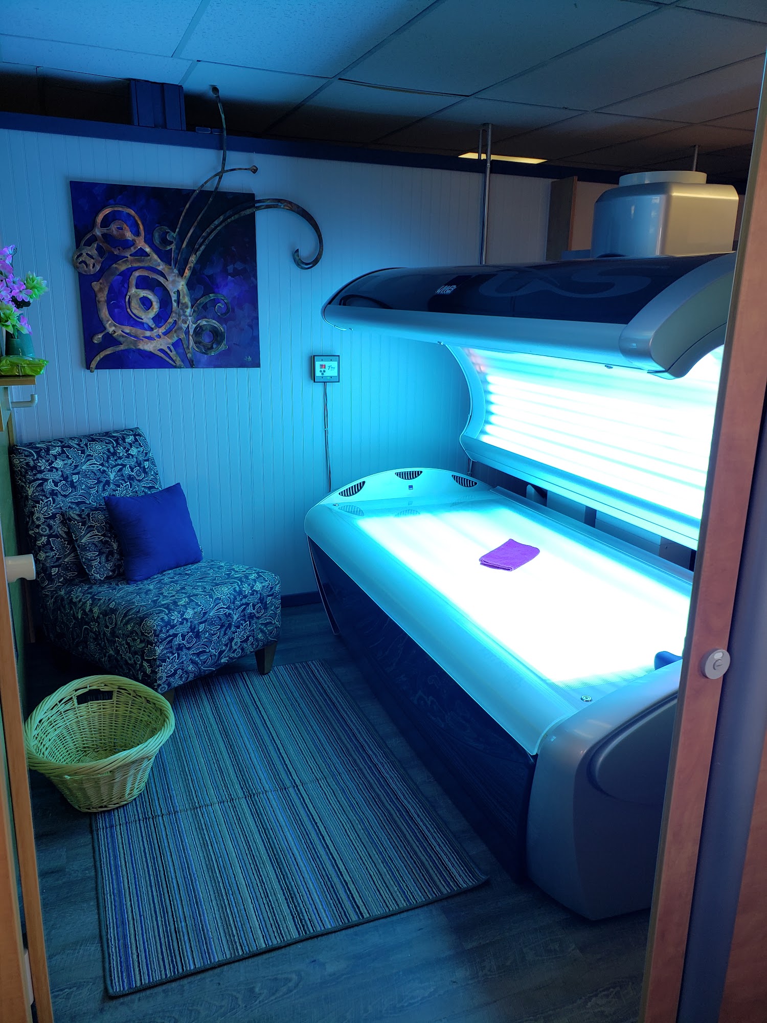 Lakeshore Tanning 237 W Center St, Douglas Michigan 49406