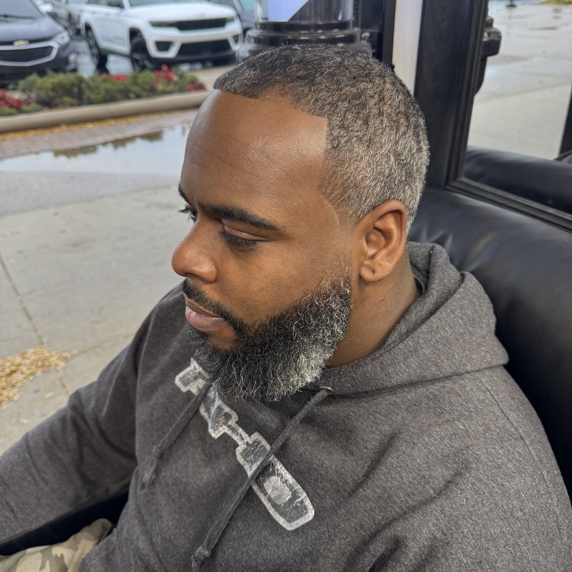 BarberKave 22441 Gratiot Ave, Eastpointe Michigan 48021