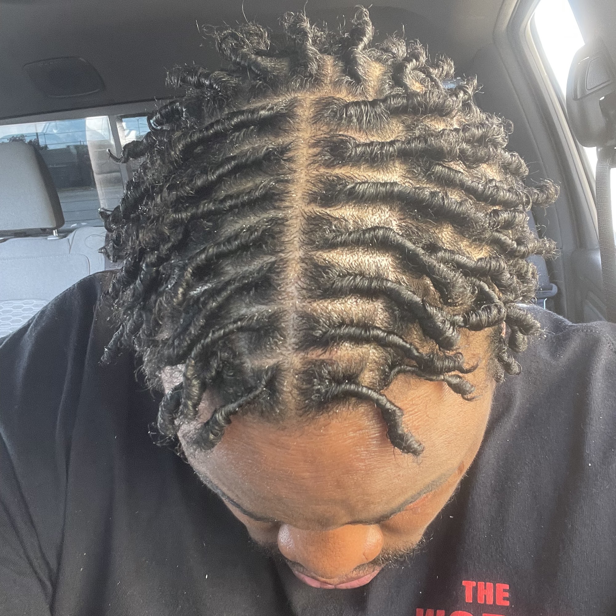 The Loc Spot 21328 Gratiot Ave, Eastpointe Michigan 48021