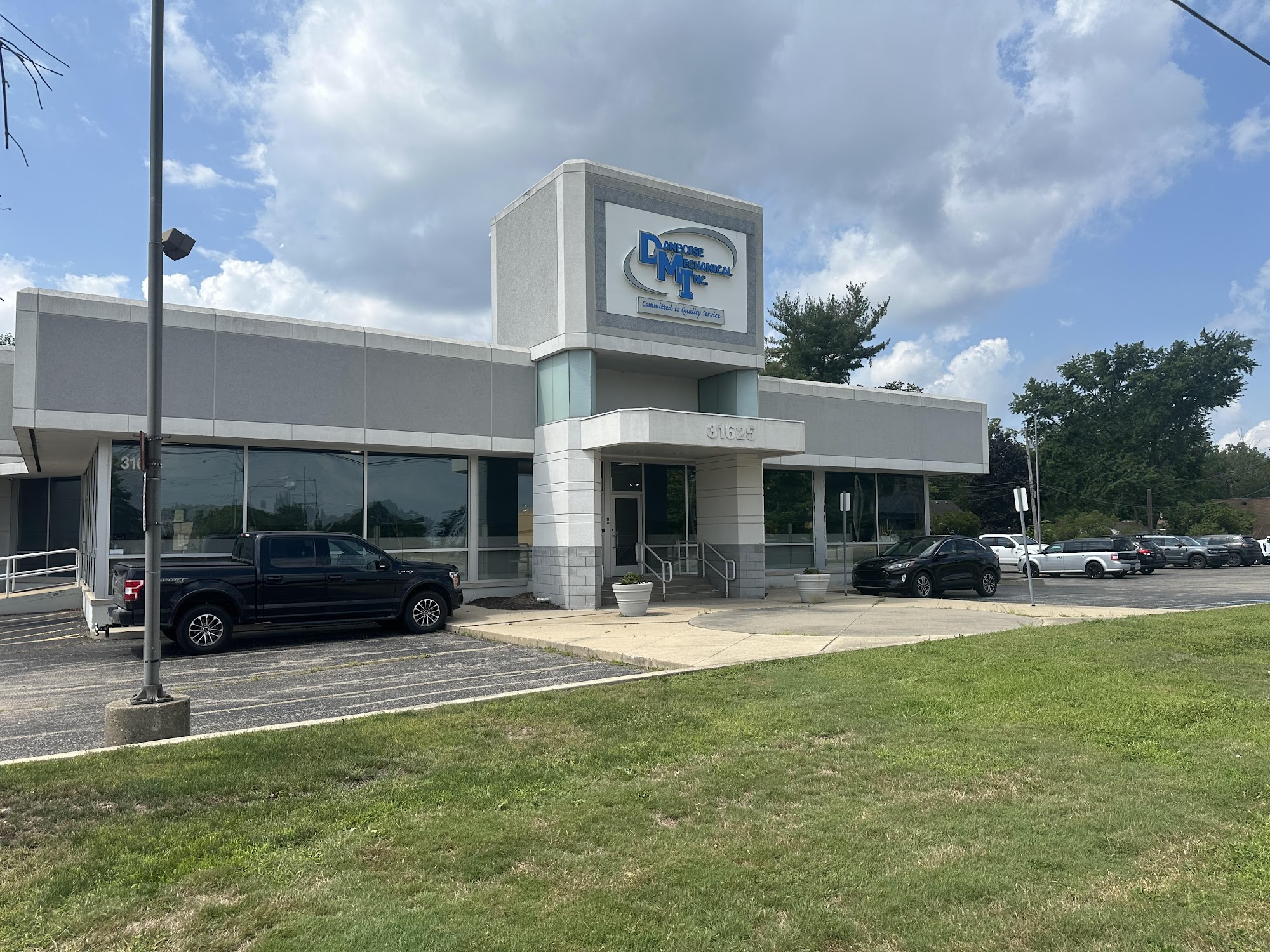 Danboise Mechanical Inc 31625 Grand River Ave, Farmington Michigan 48336