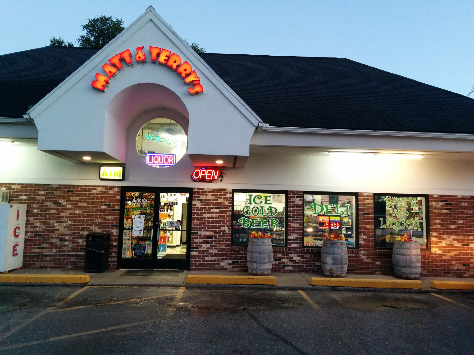 Matt & Terrys Market