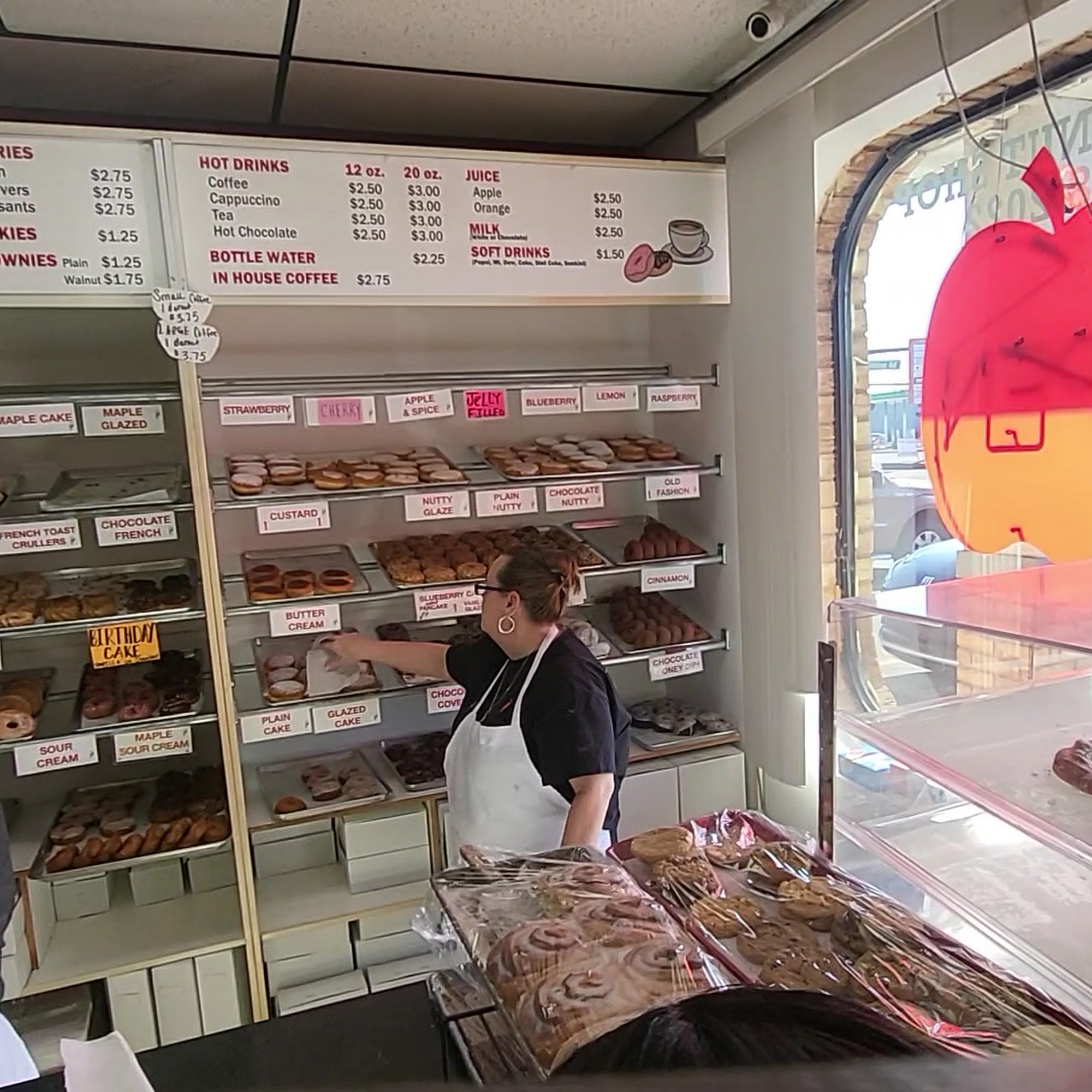 Apple Fritter Donut Shop Ferndale