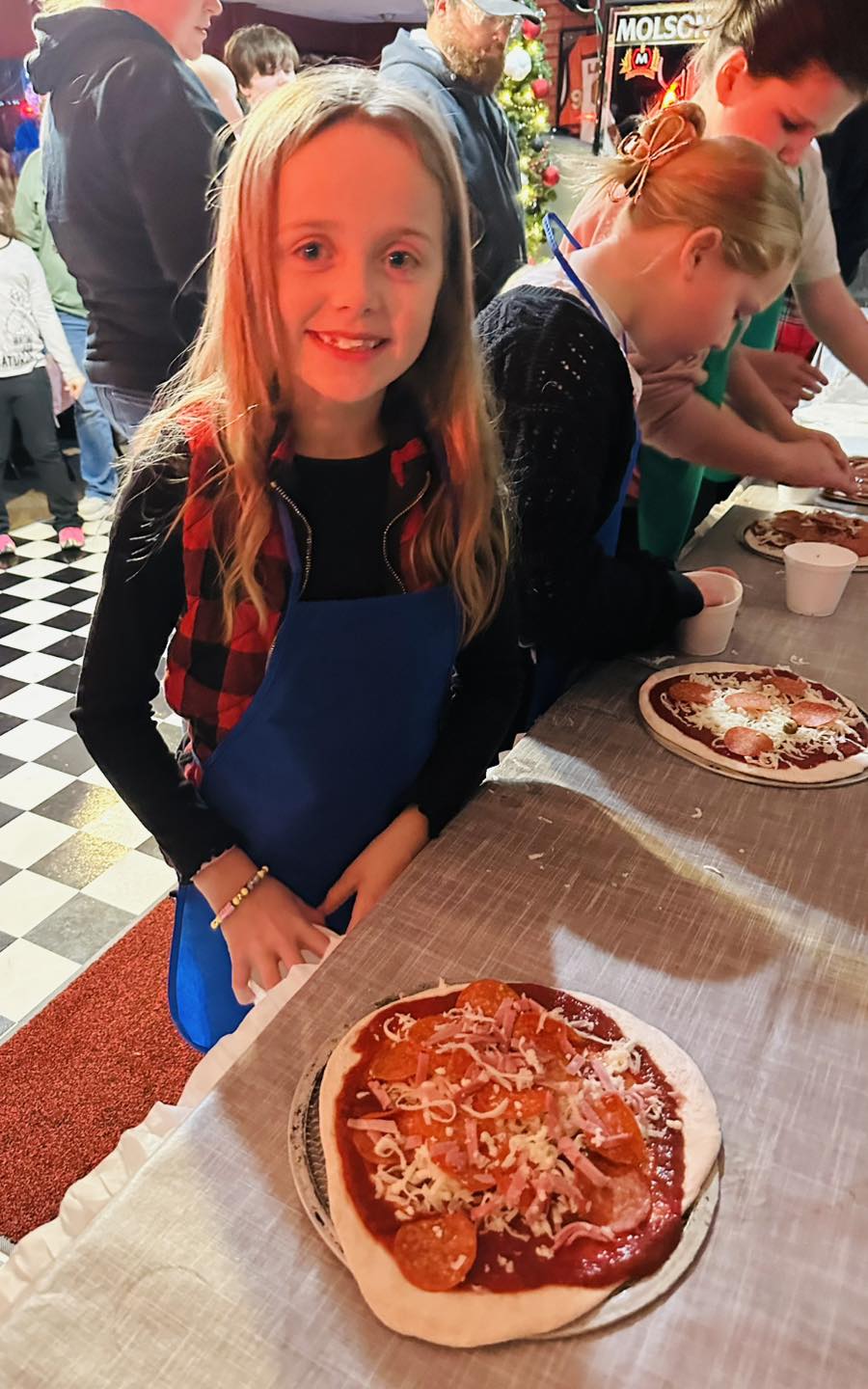 Mauricio's Pizzeria & Sub Shop 3207 Saginaw St, Flint