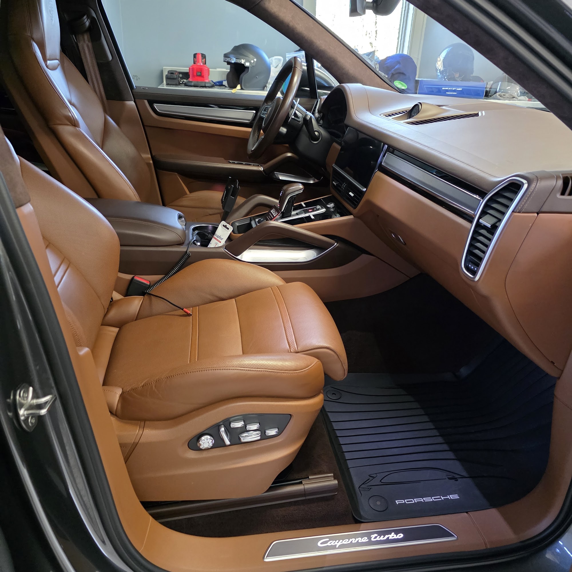 Soko's Detail Services