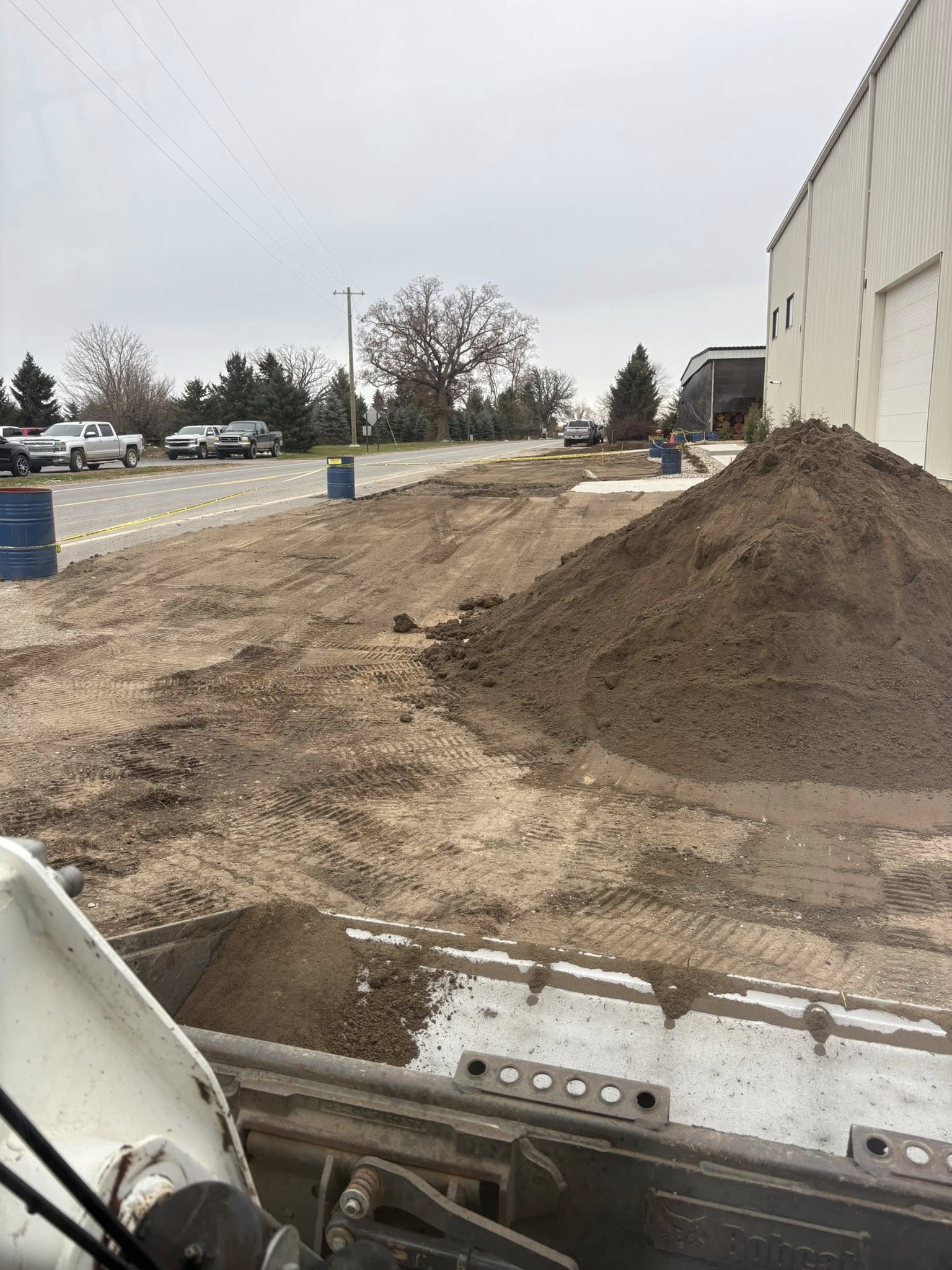 Landscapes Lawn Care Inc 16900 Jones Rd, Grand Ledge Michigan 48837