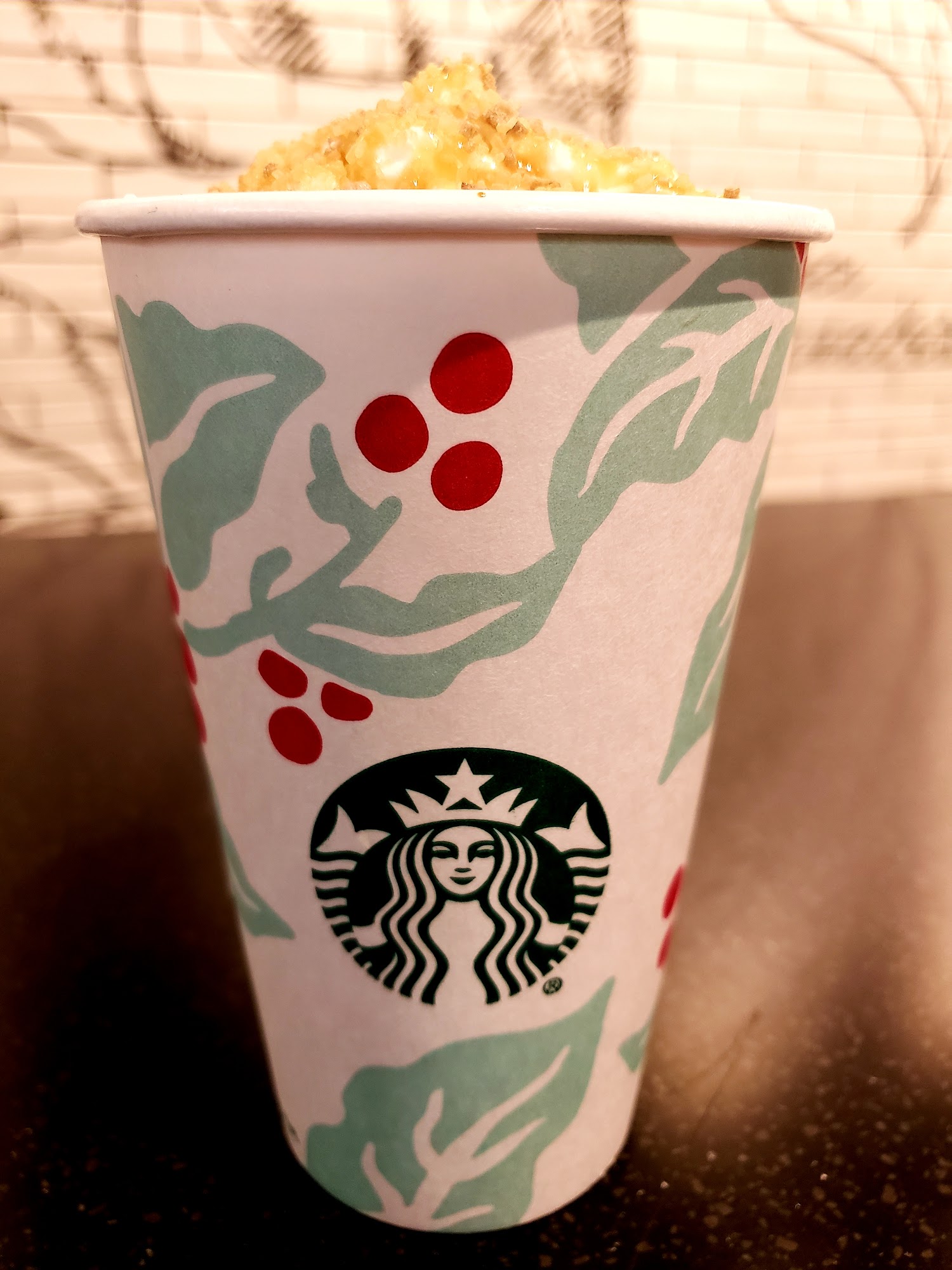Starbucks GRR Post Security atrium