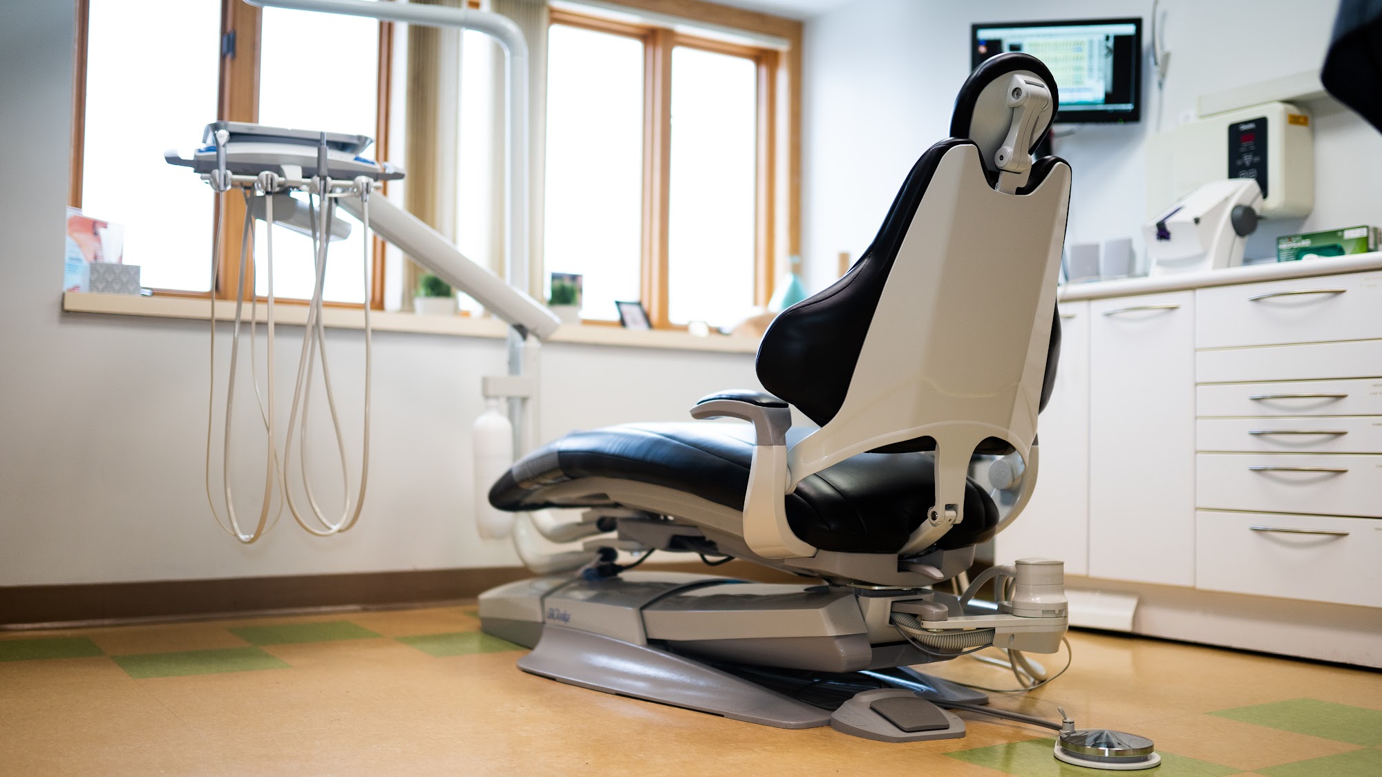 Healthy Smile 2021 44th St SE, Grand Rapids Michigan 49508