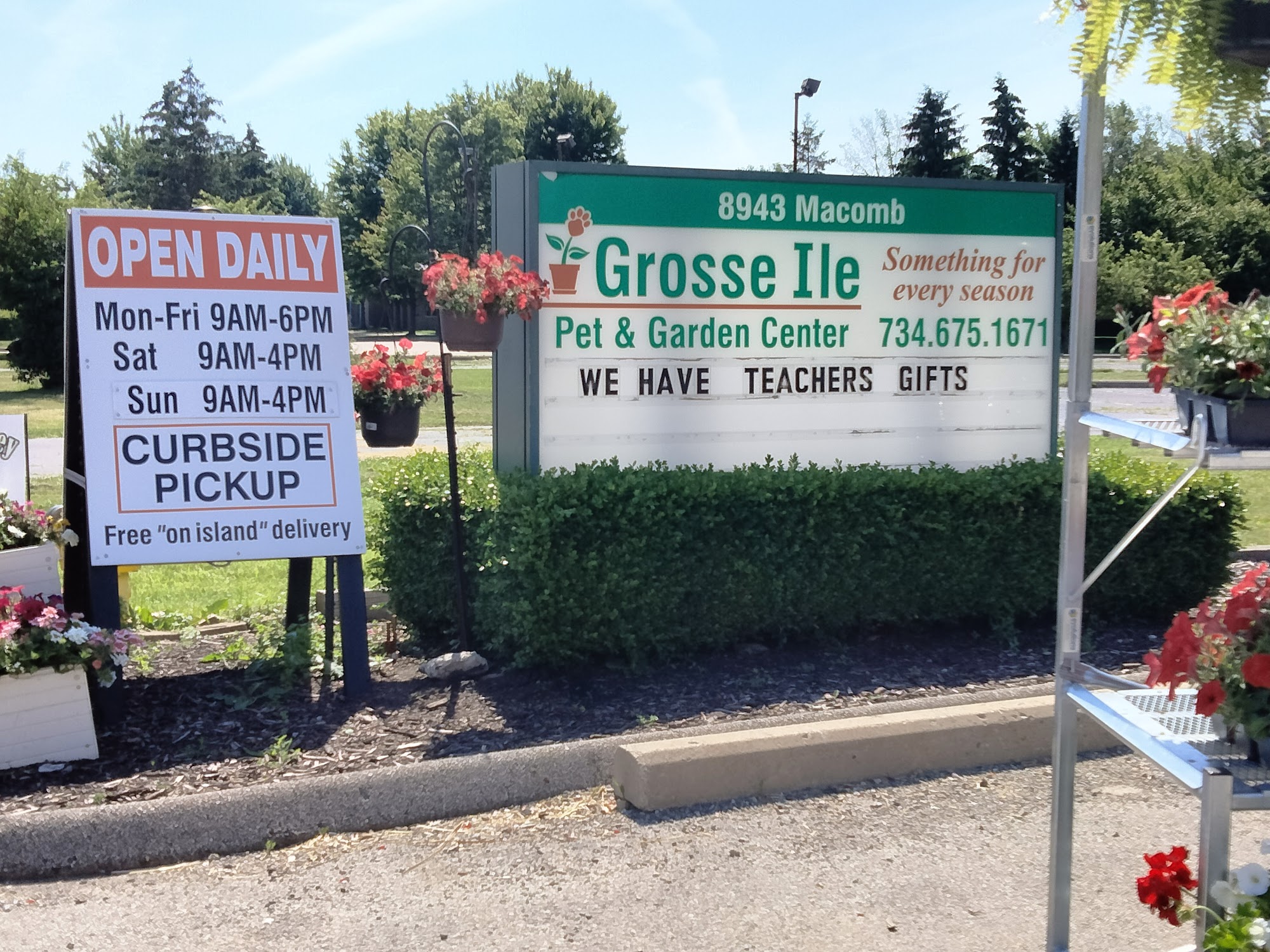 Grosse Ile Pet & Garden Center Grosse Ile
