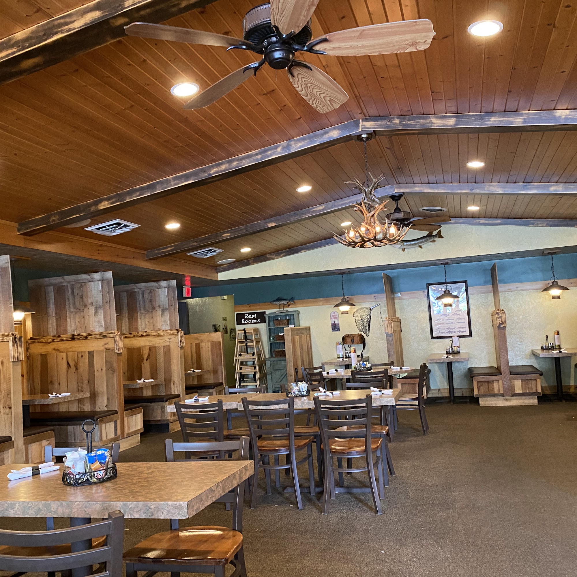 James Street Inn Restaurant & Catering Holland