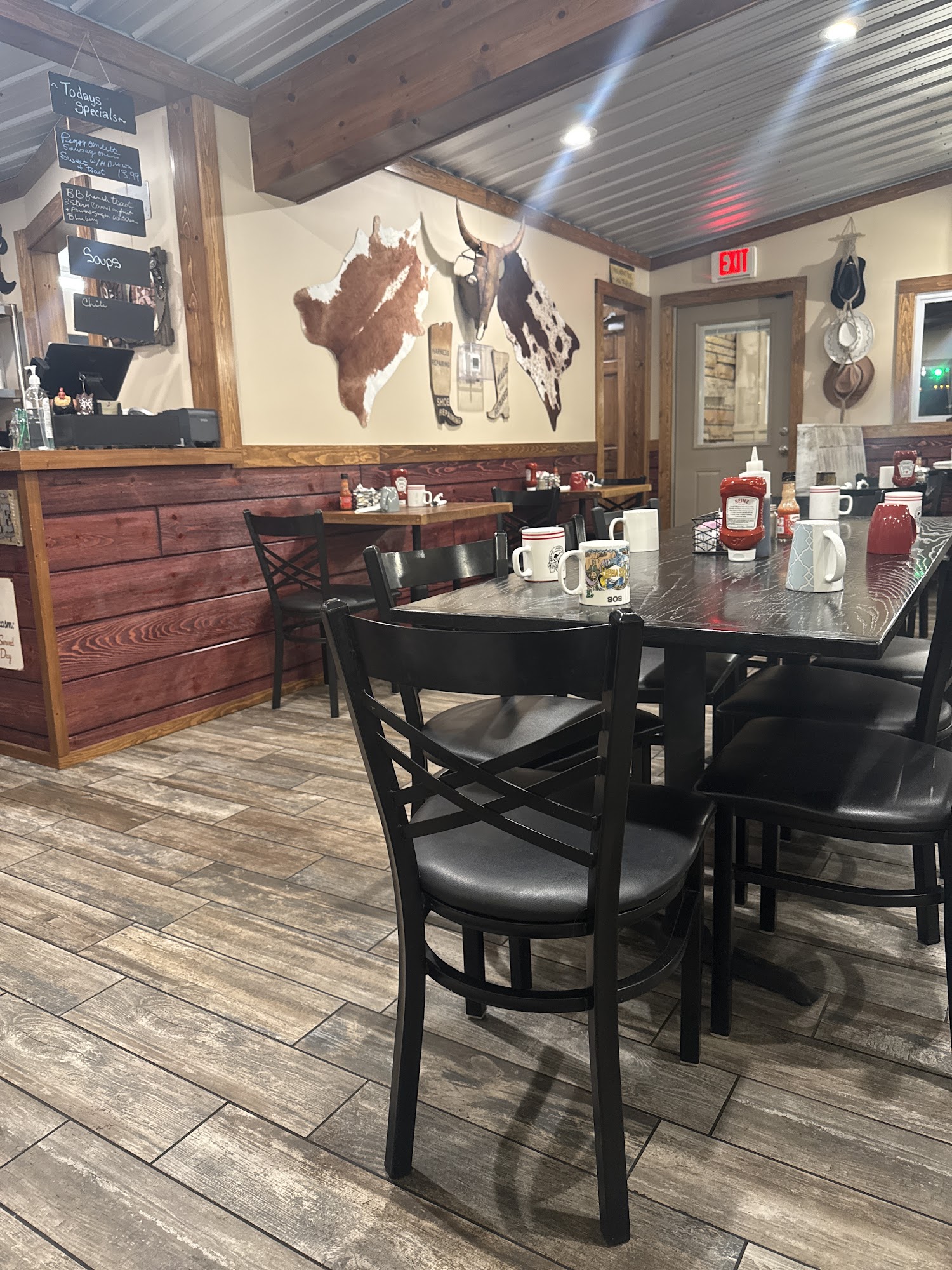 Little Boots Country Diner Houghton Lake