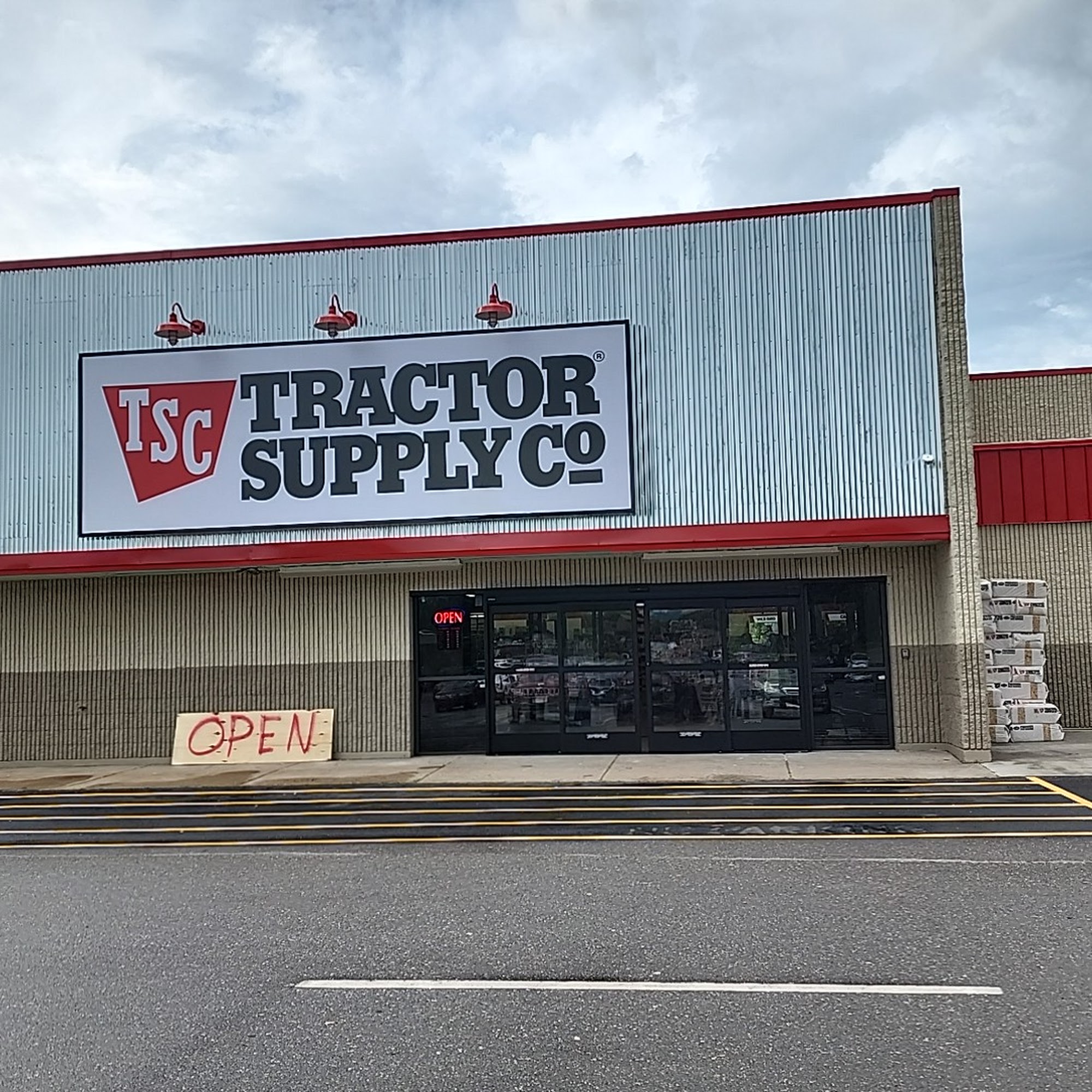 Tractor Supply Iron River