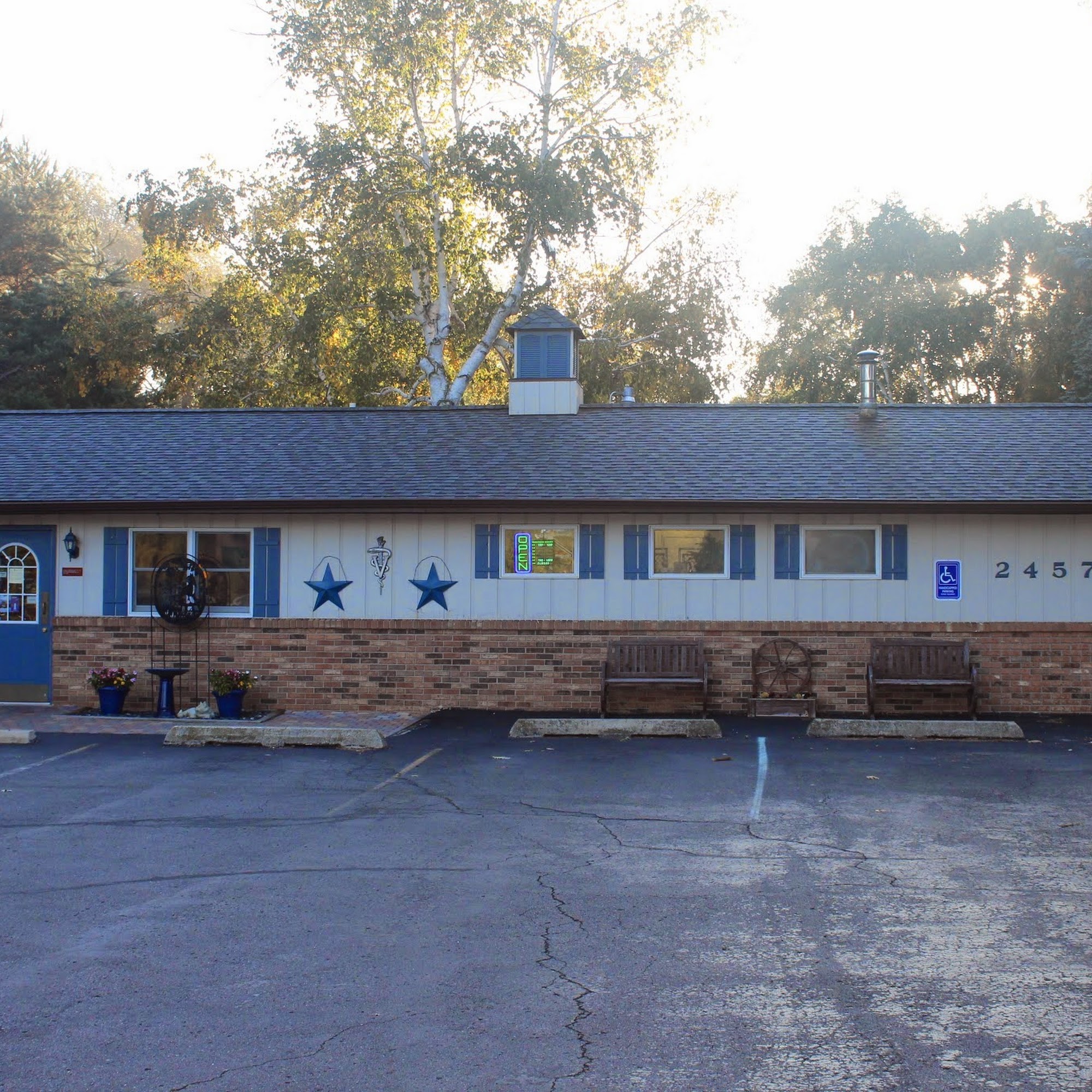 Clinton Trail Animal Hospital Jackson