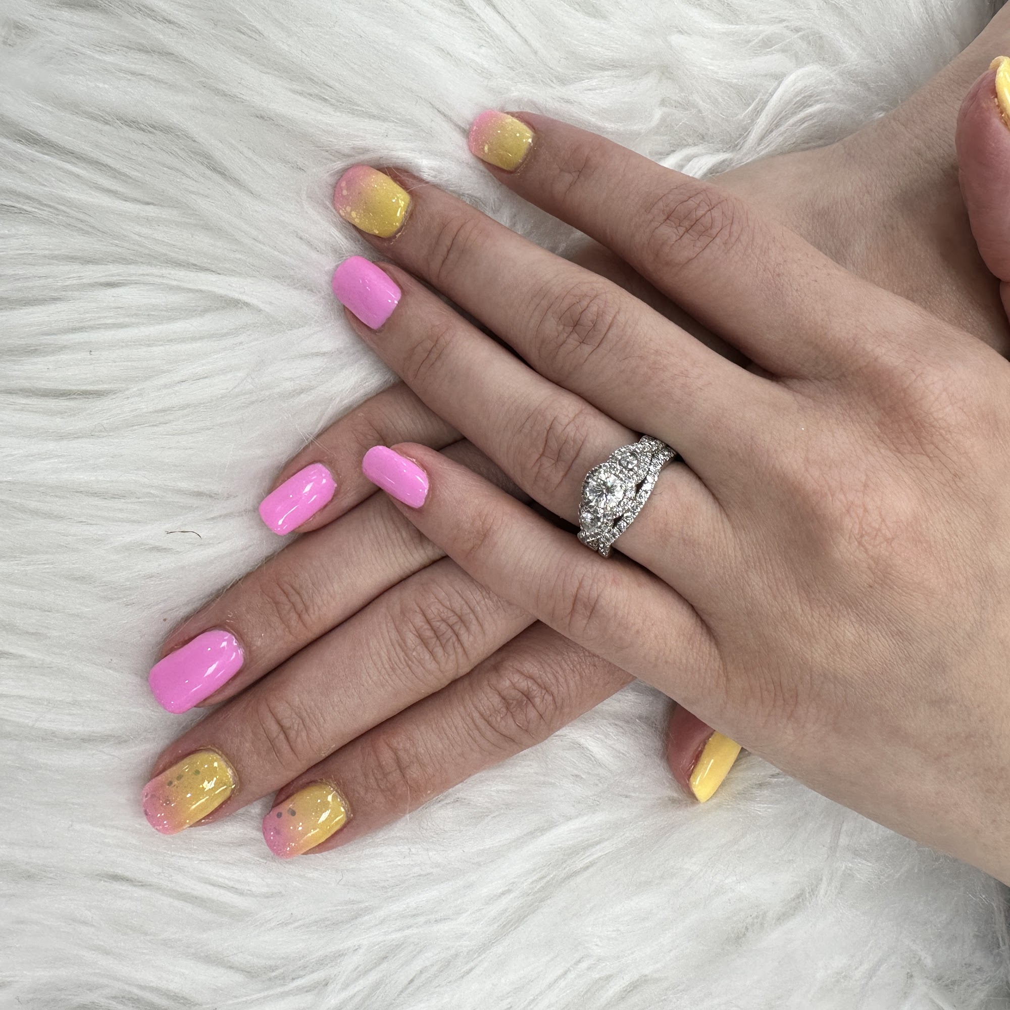 Queen Nails & Spa