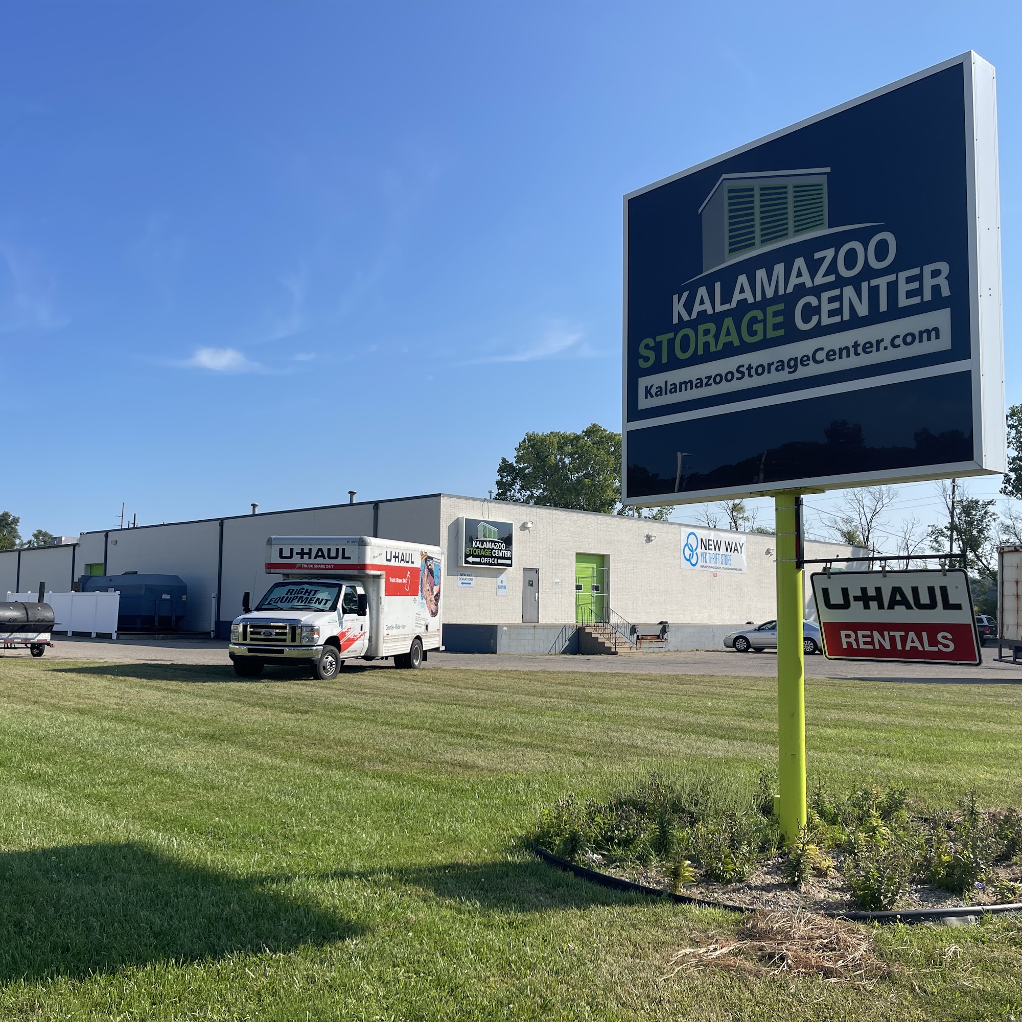 U-Haul Neighborhood Dealer