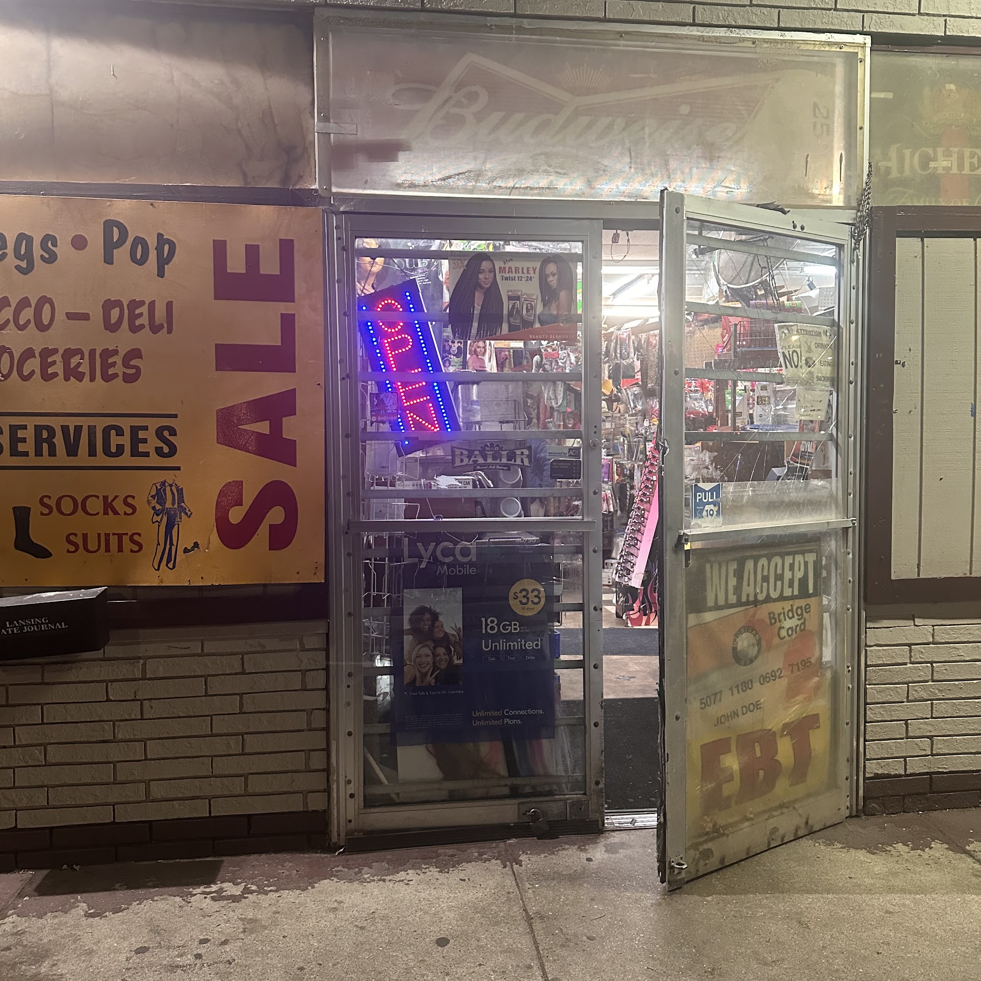 Amazon Counter - King world Beauty-Barber Supp