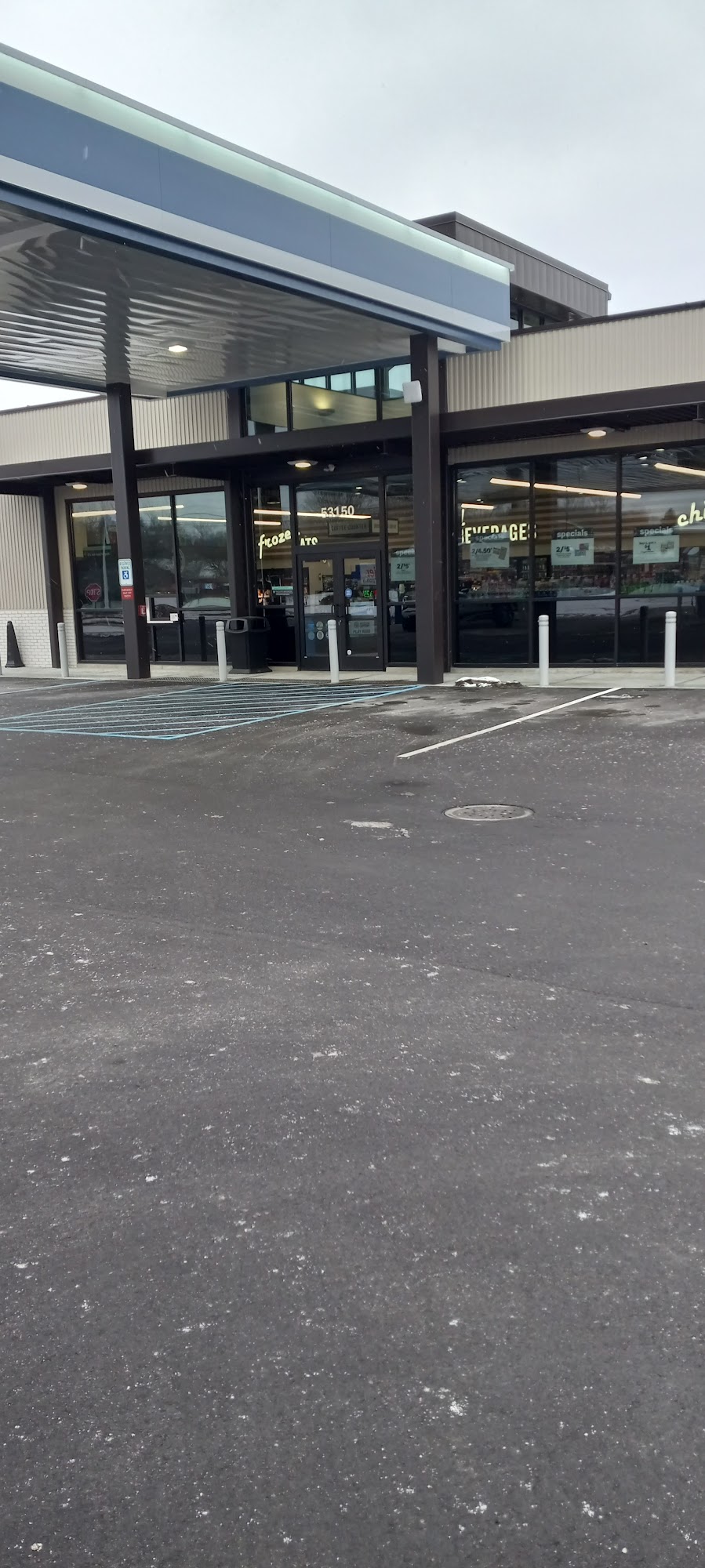 Meijer Express fuel store #681 Macomb