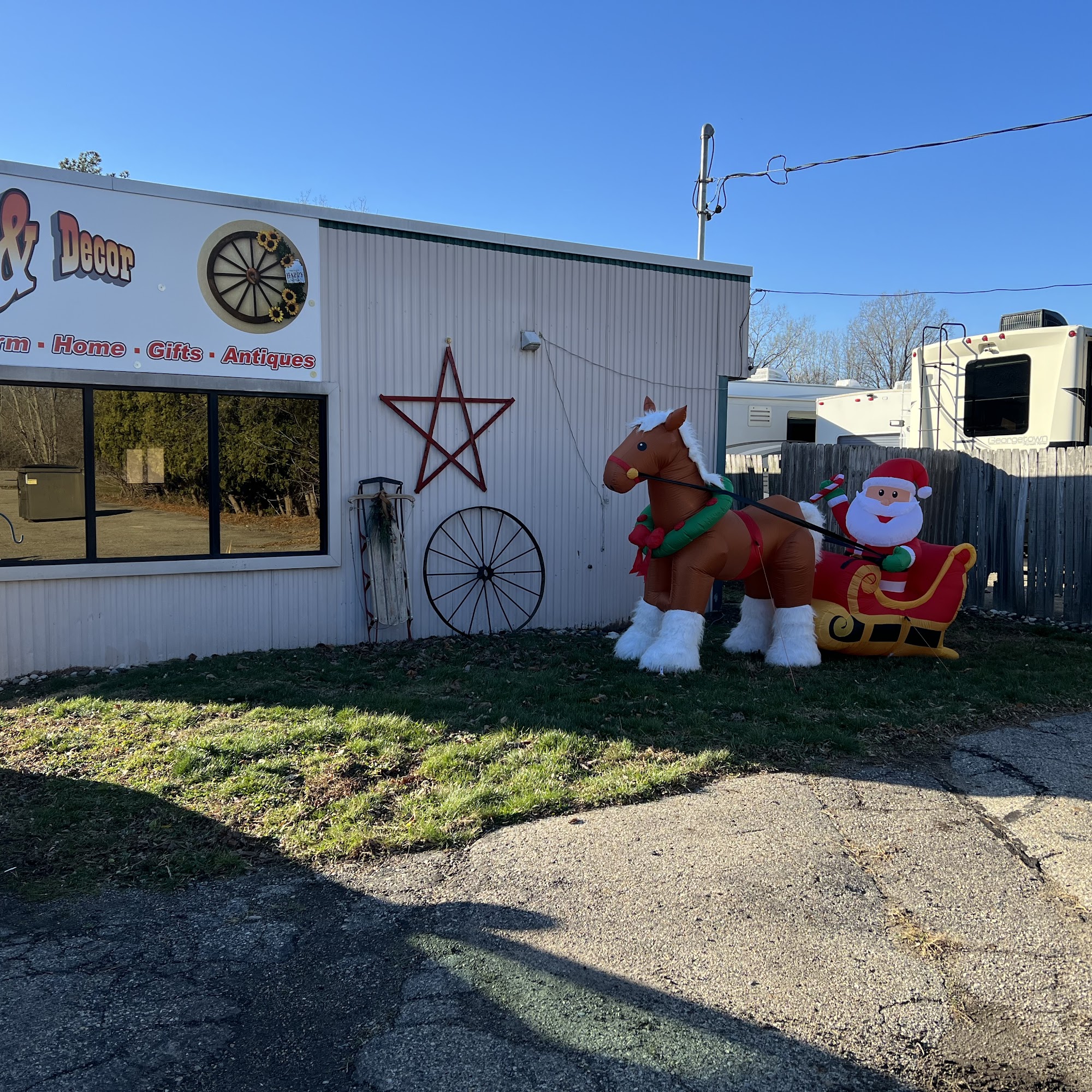 Countryside Animal Care & Decor, LLC Mason, MI Dr. Cheryl DeSilva Mason