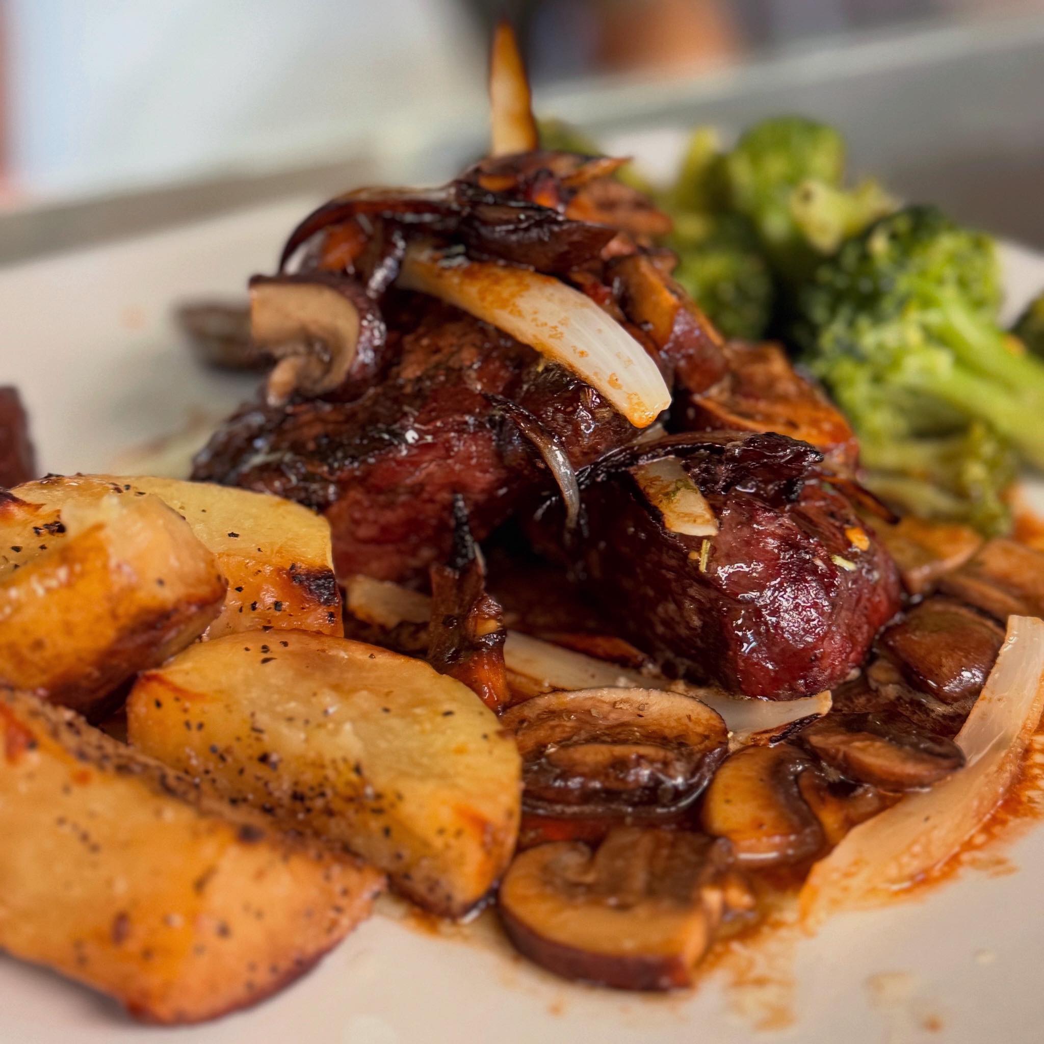 Villa D'Alessandro & Tuscany Banquet Hall Midland